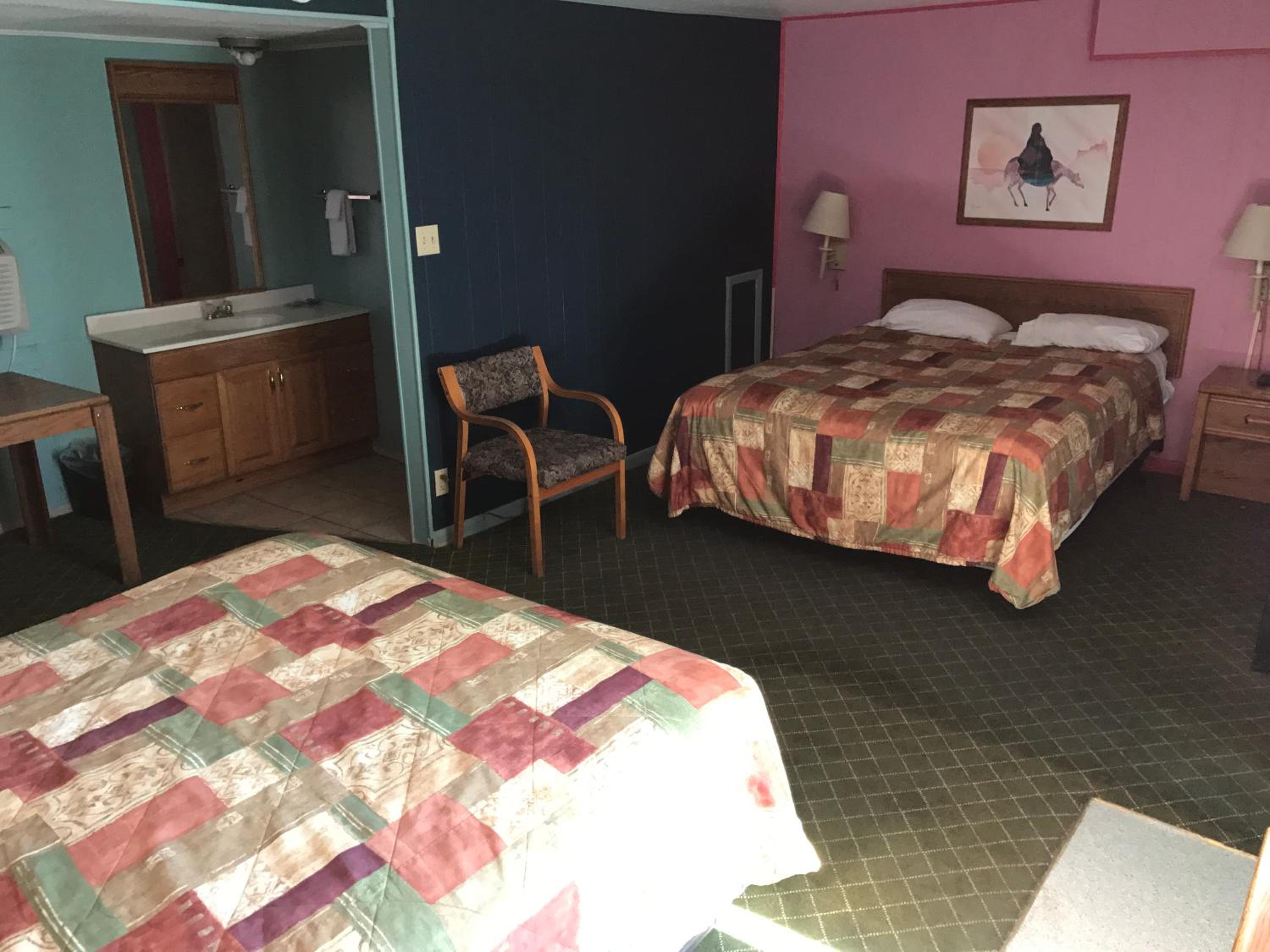 Roswell Vacations - Western Inn Roswell - Property Image 5