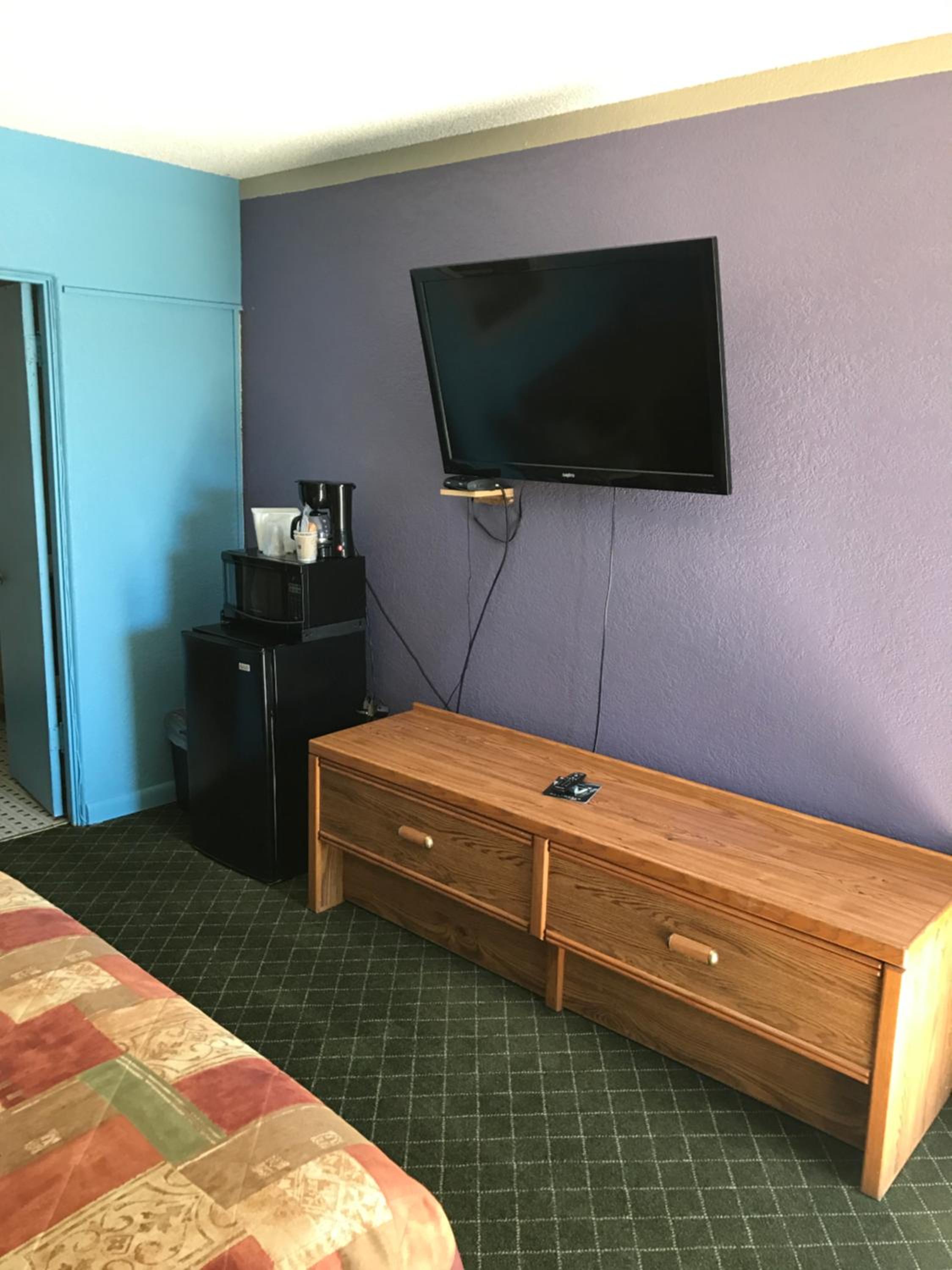 Roswell Vacations - Western Inn Roswell - Property Image 7