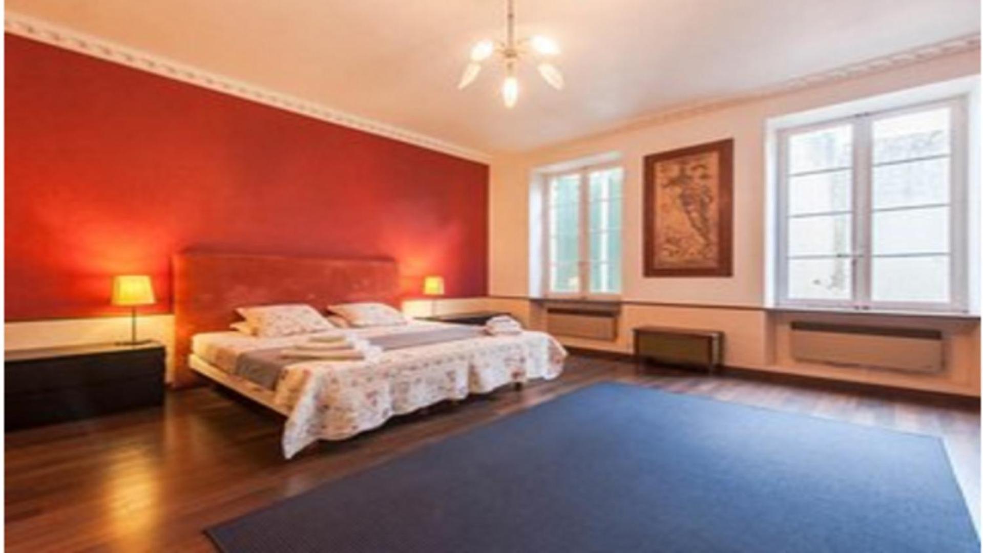 Chez Georges view 3
