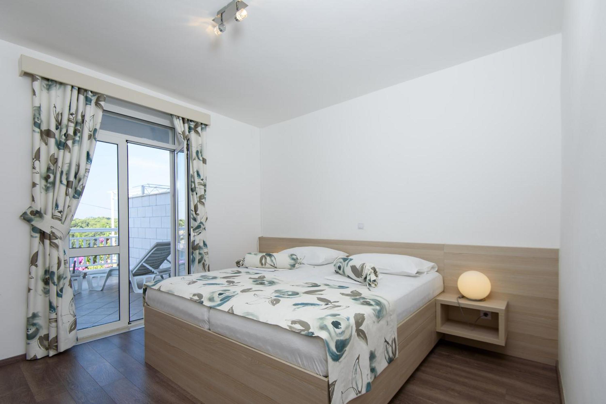 Paradis Apartments