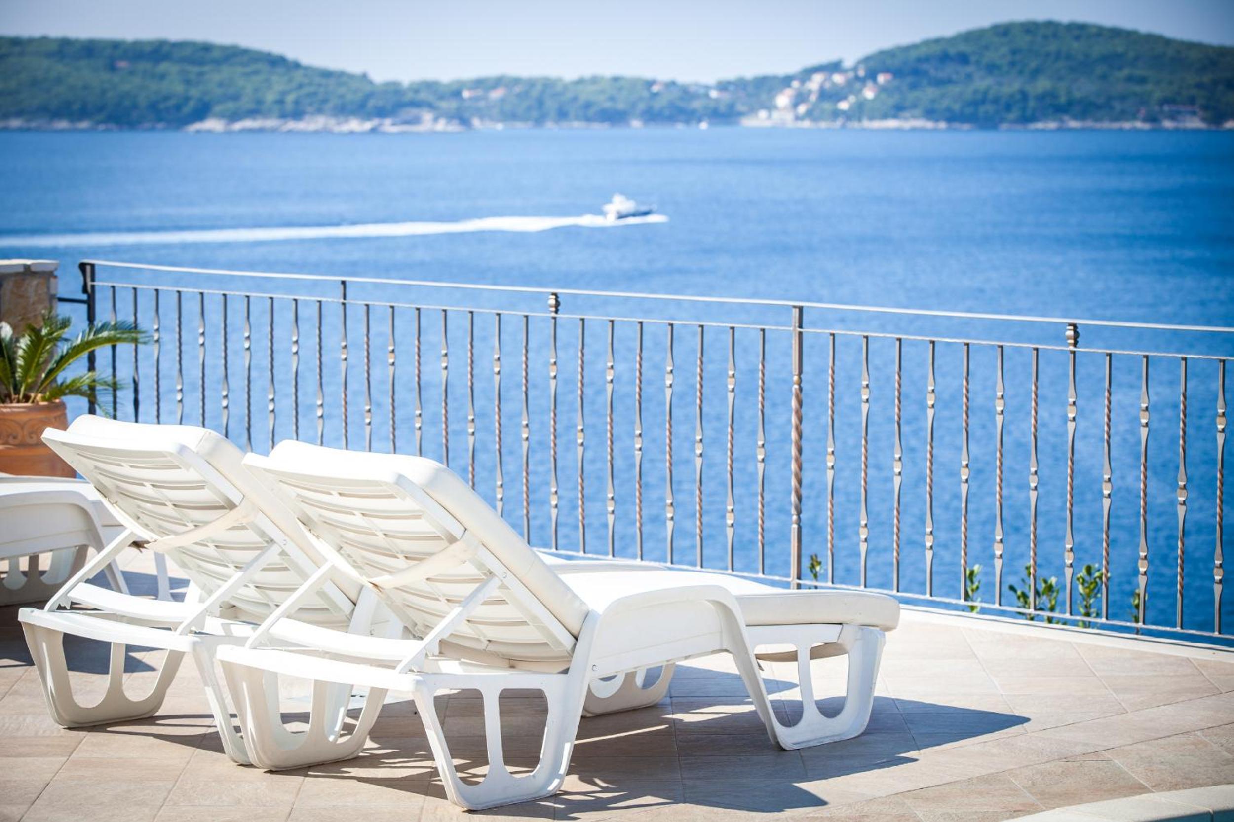 Paradis Apartments