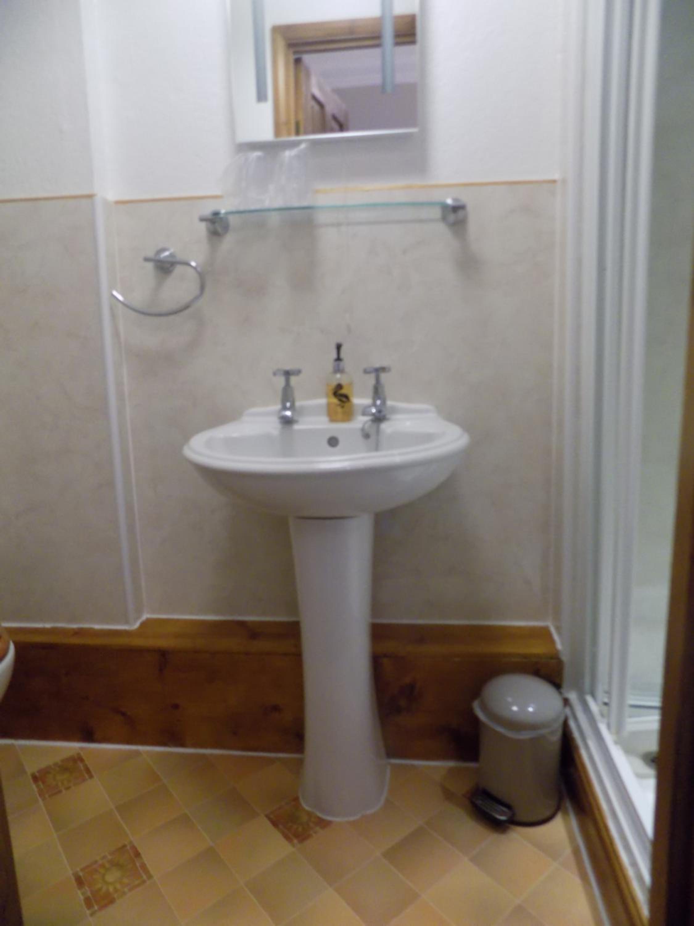 Penrith Vacations - Glendale Guest House - Property Image 102