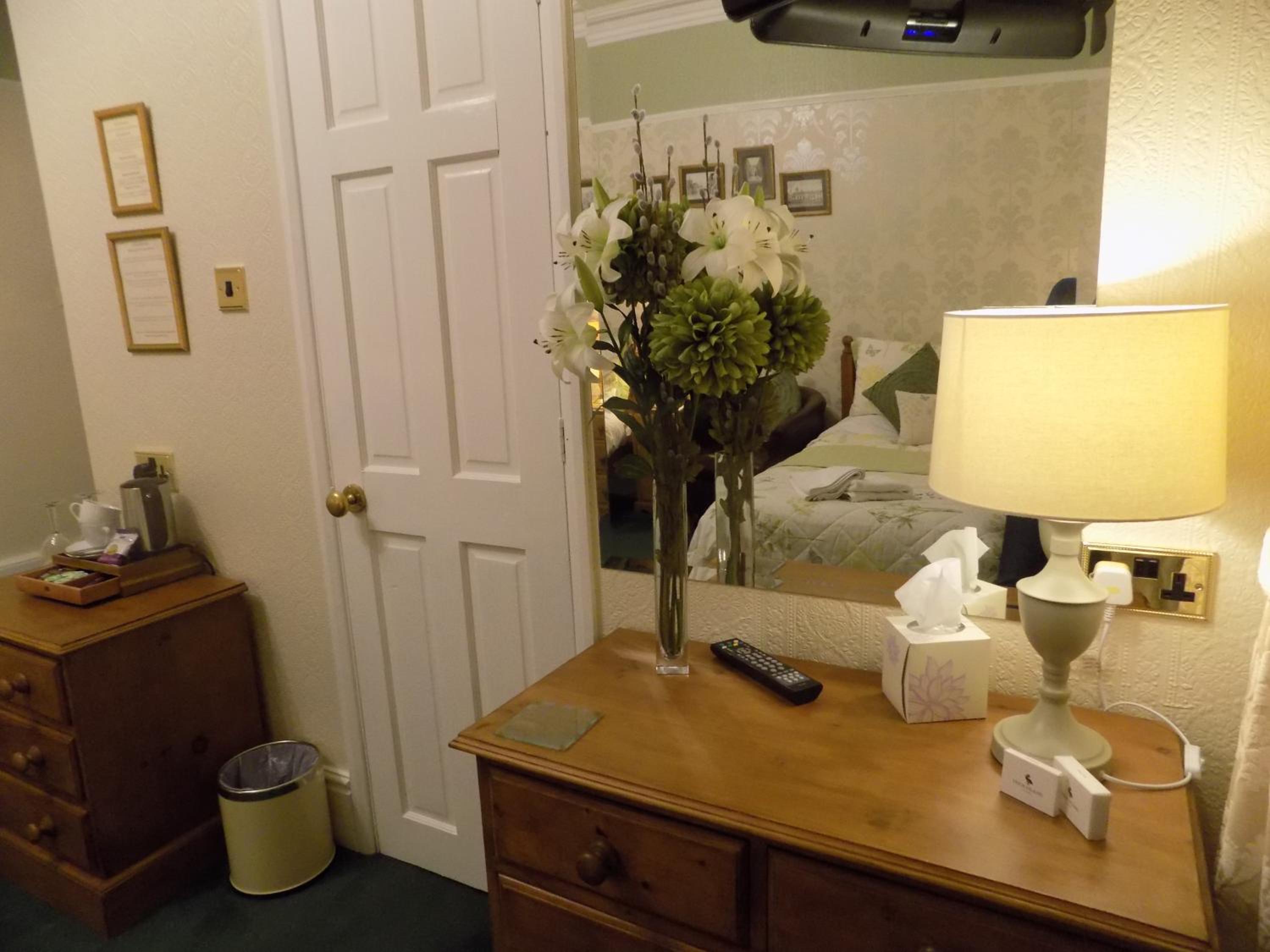 Penrith Vacations - Glendale Guest House - Property Image 85
