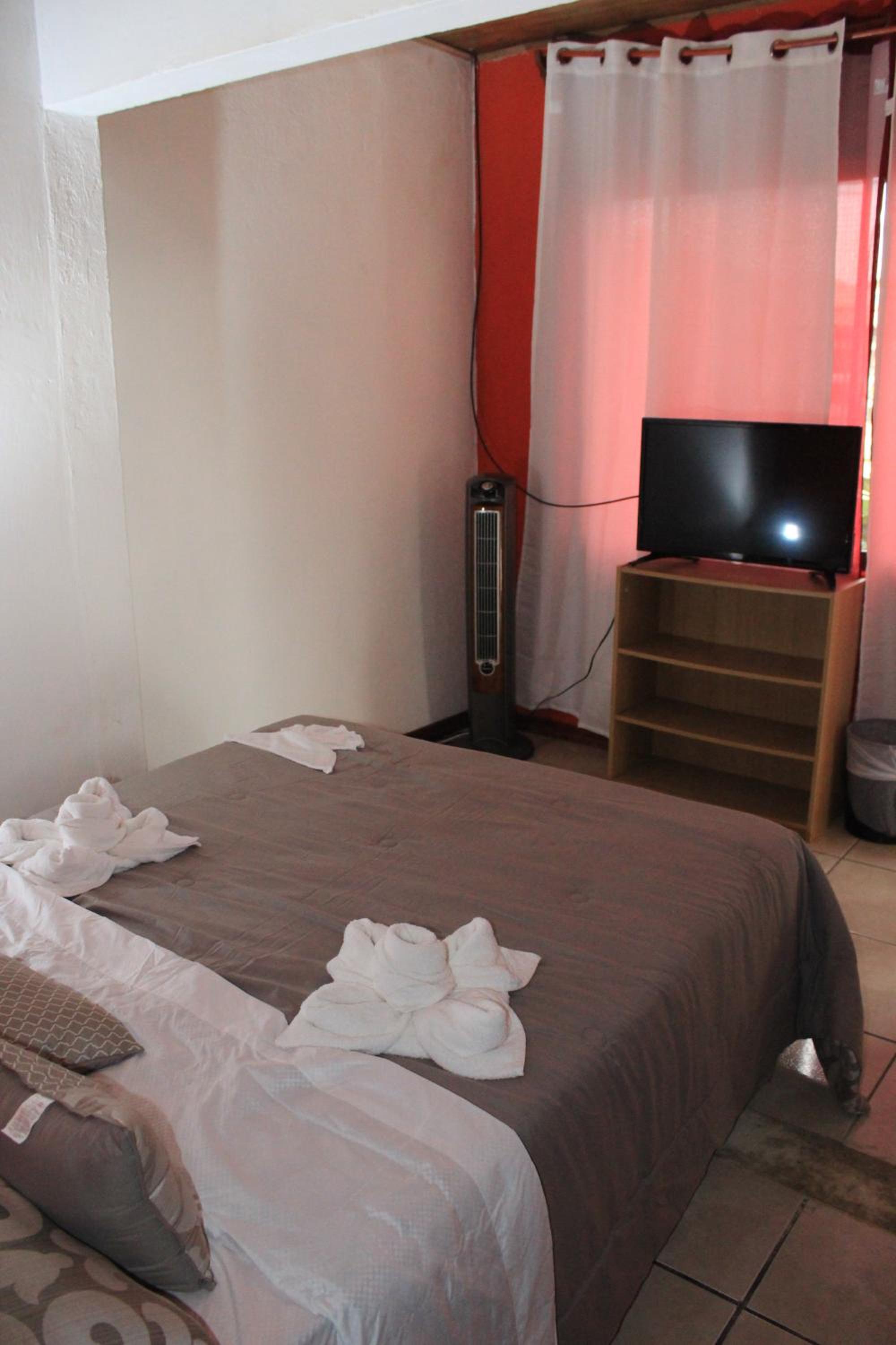 Hotel Your House