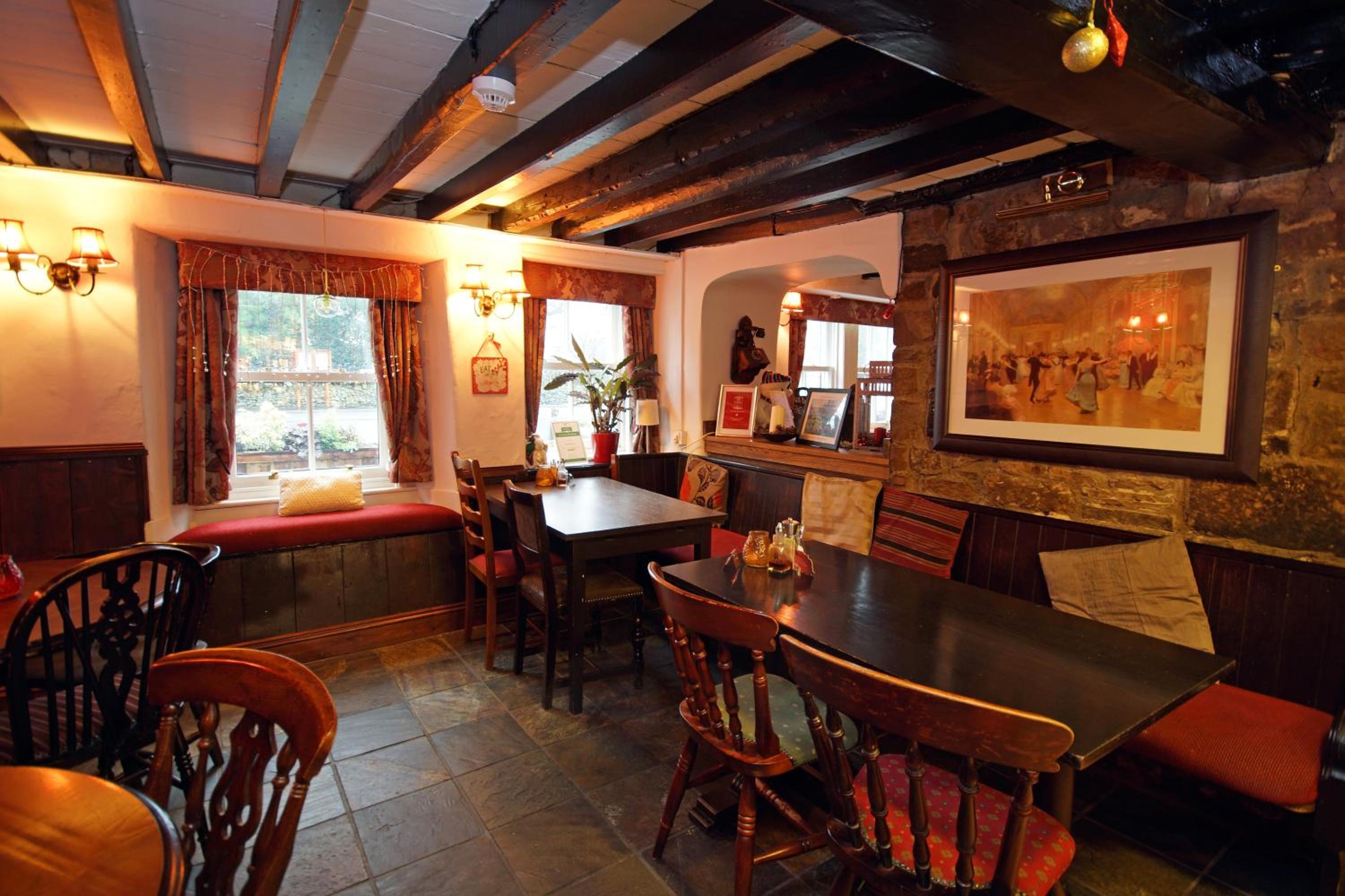 Devonshire Arms Inn