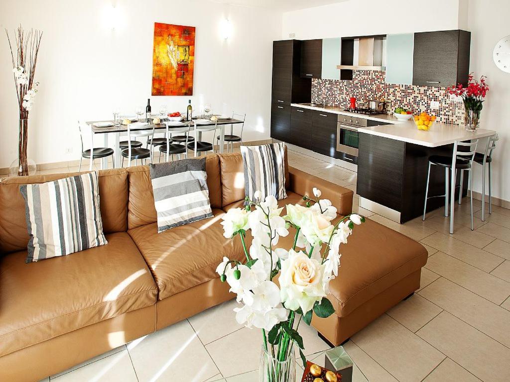 Tremezzo Residence-11 apartments to choose from in an exclusive residence by Italian Apartments