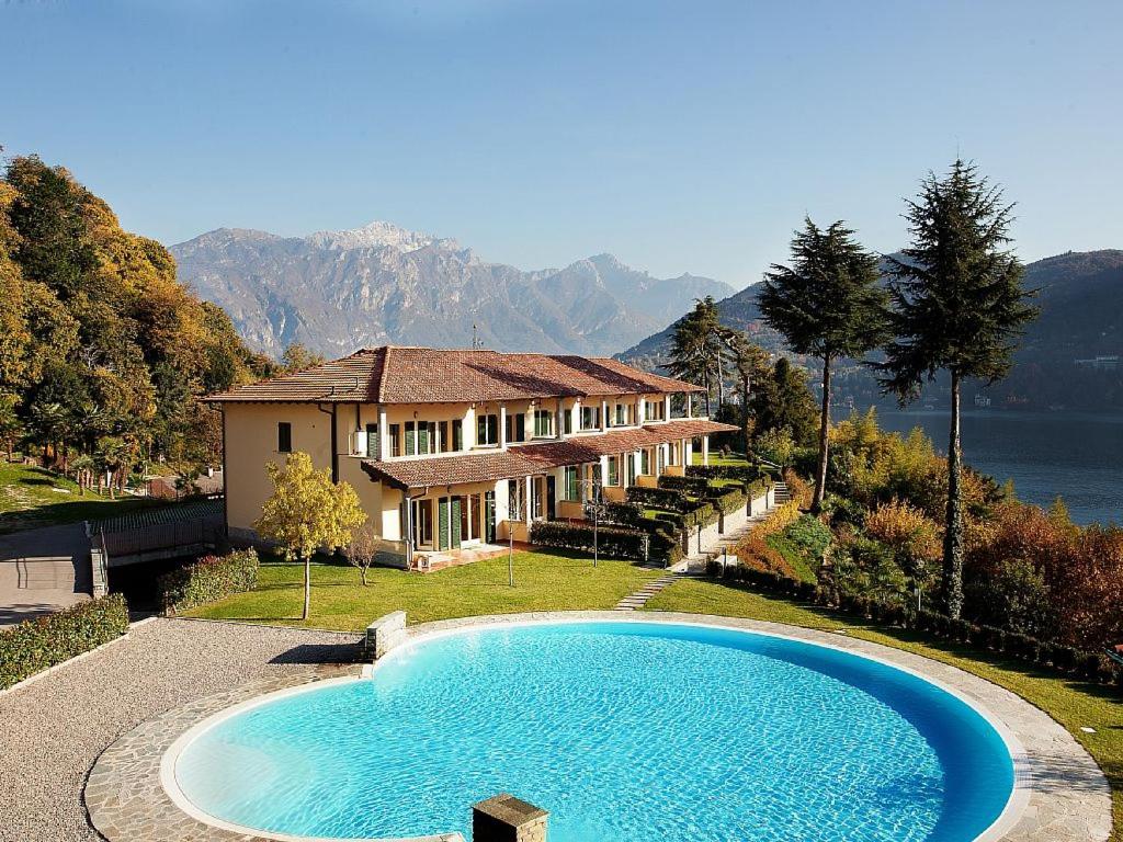 Tremezzo Residence-11 apartments to choose from in an exclusive residence by Italian Apartments