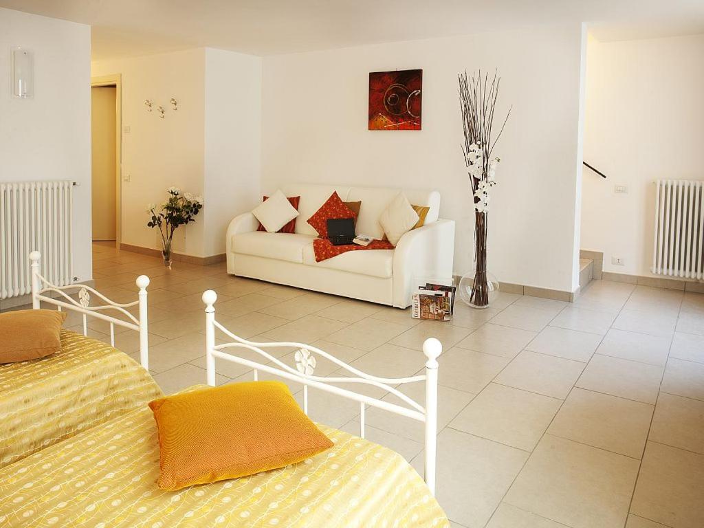 Tremezzo Residence-11 apartments to choose from in an exclusive residence by Italian Apartments