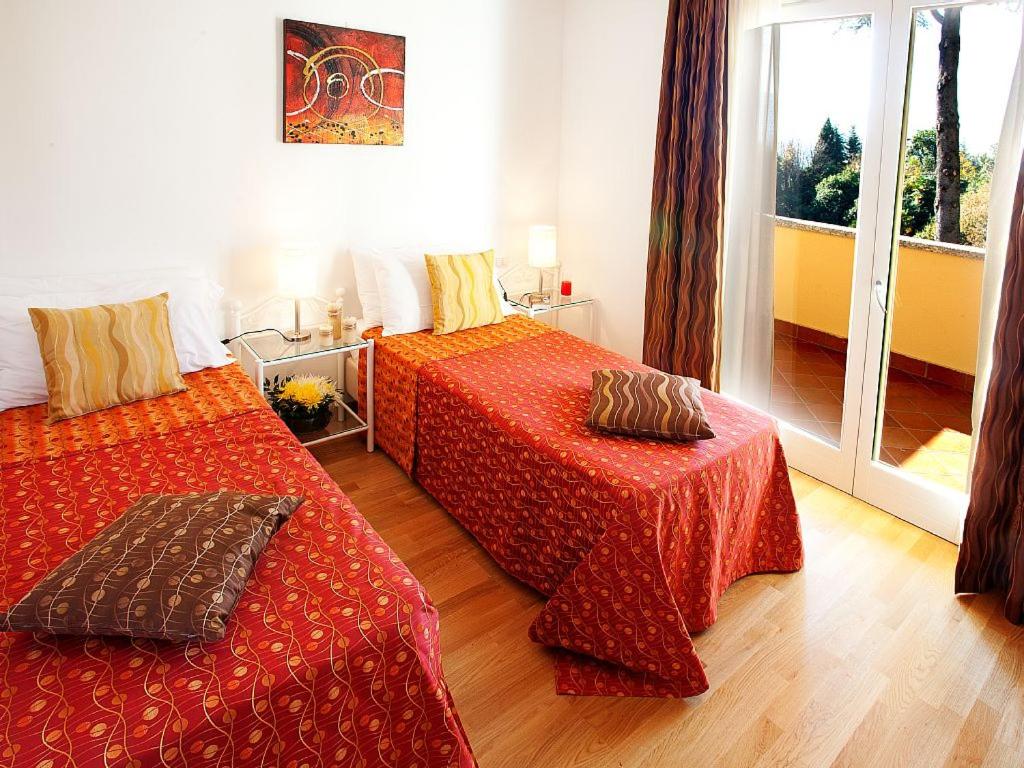 Tremezzo Residence-11 apartments to choose from in an exclusive residence by Italian Apartments
