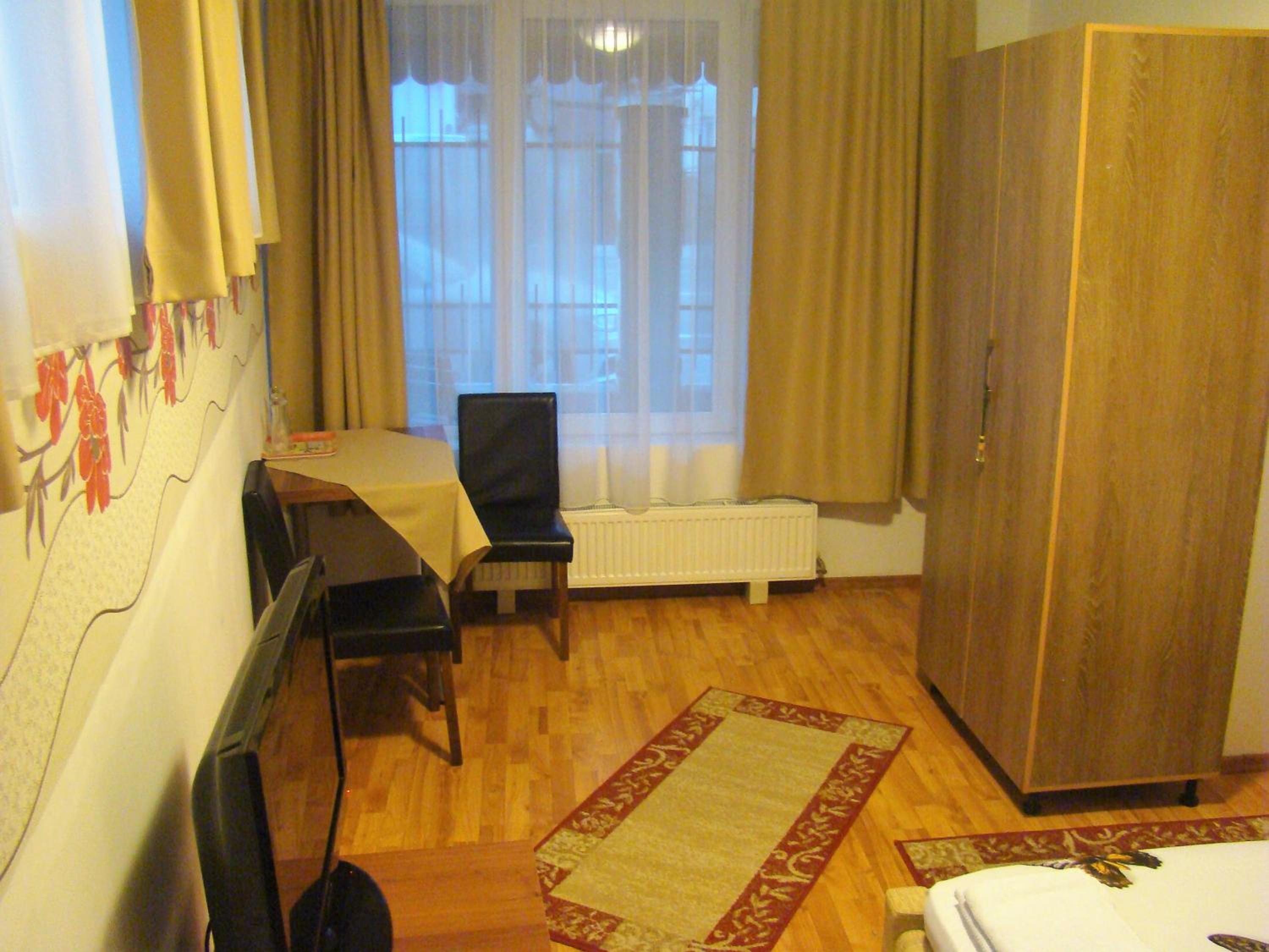 Photo 35