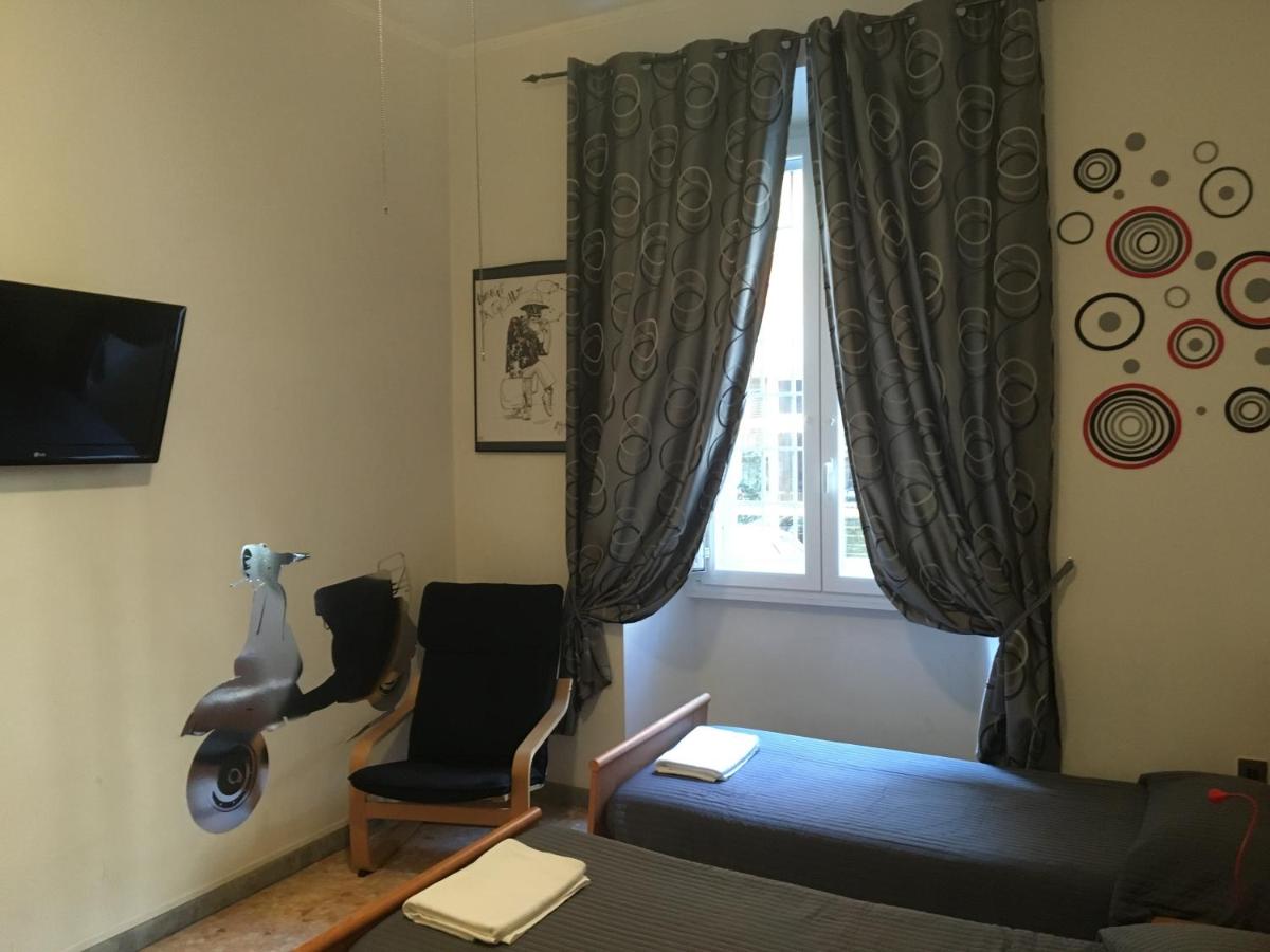 Delightful apartment 100 meters from the Colosseum