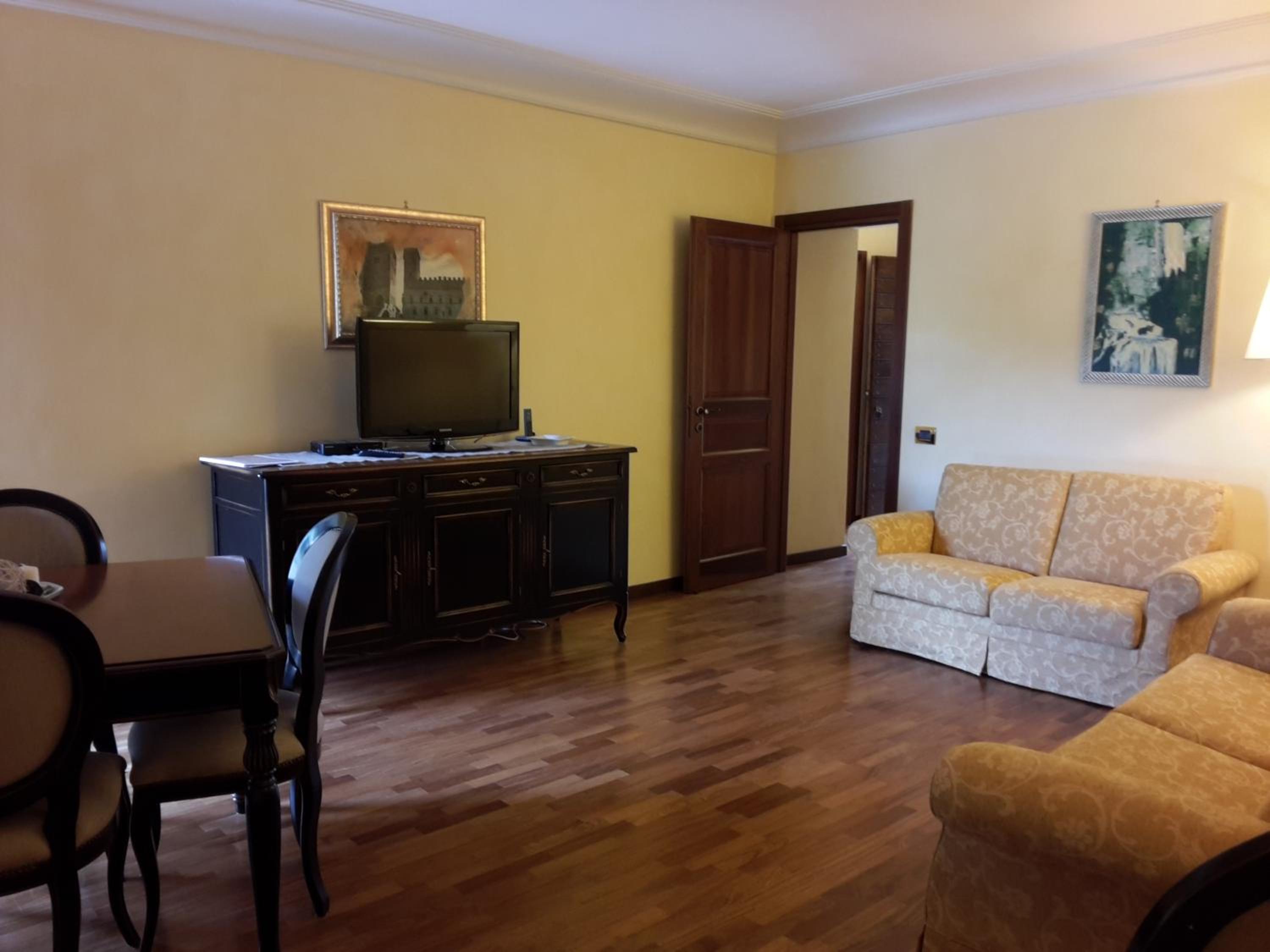 Castello Izzalini Todi Resort