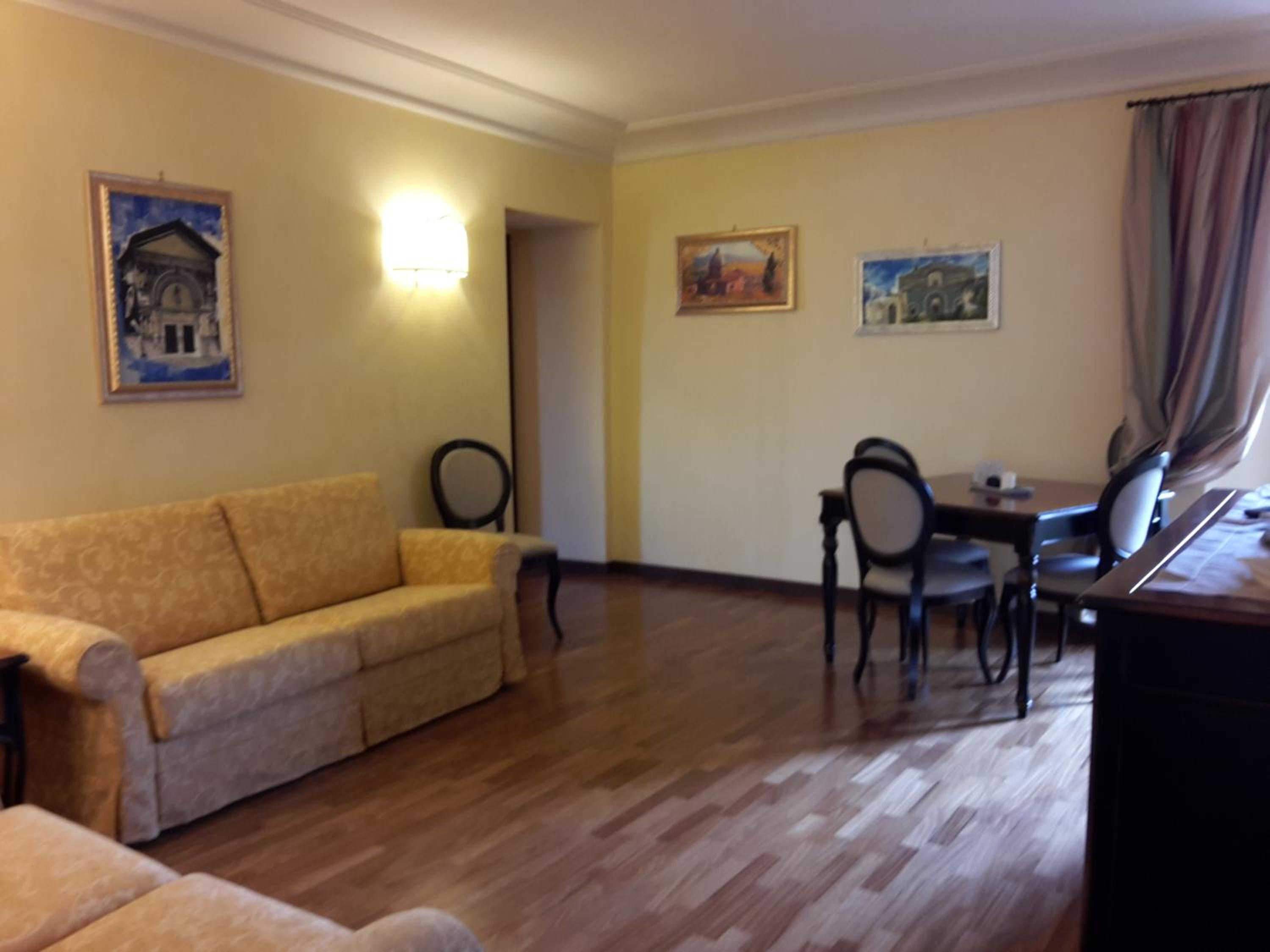 Castello Izzalini Todi Resort