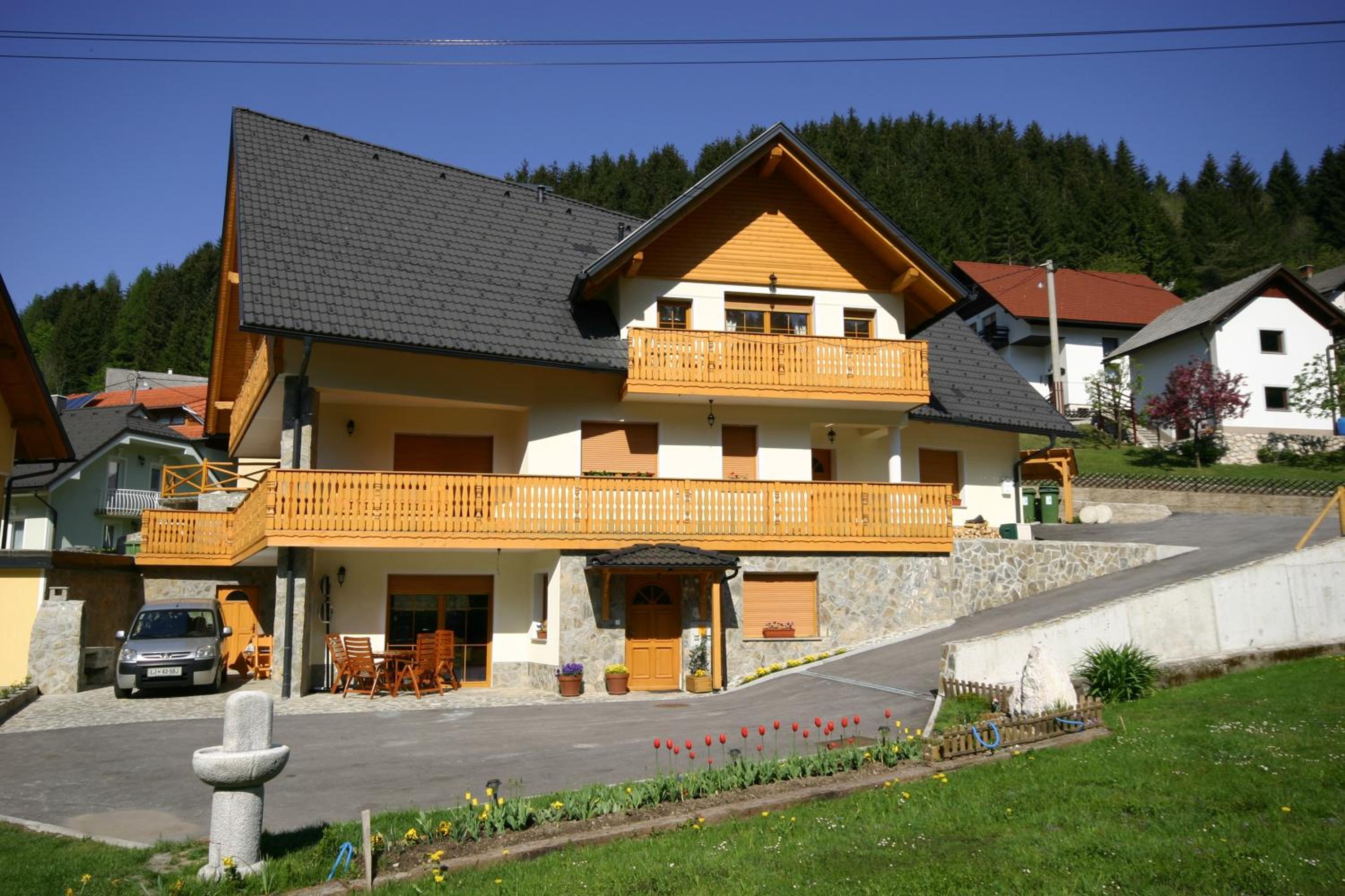 Photo 24