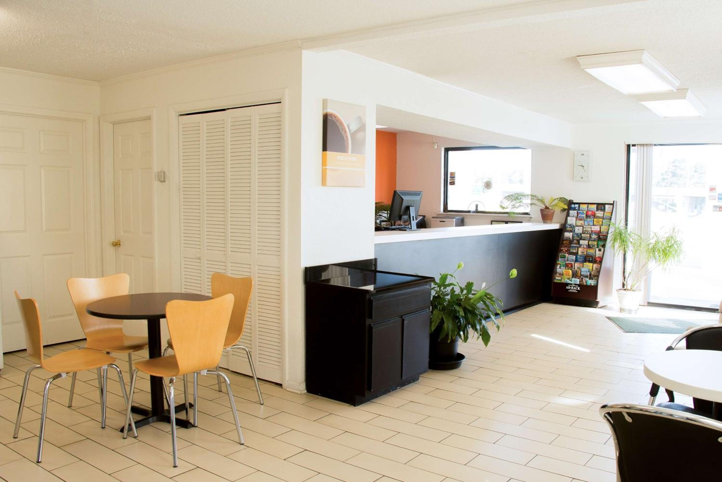 Motel 6-Cookeville, TN