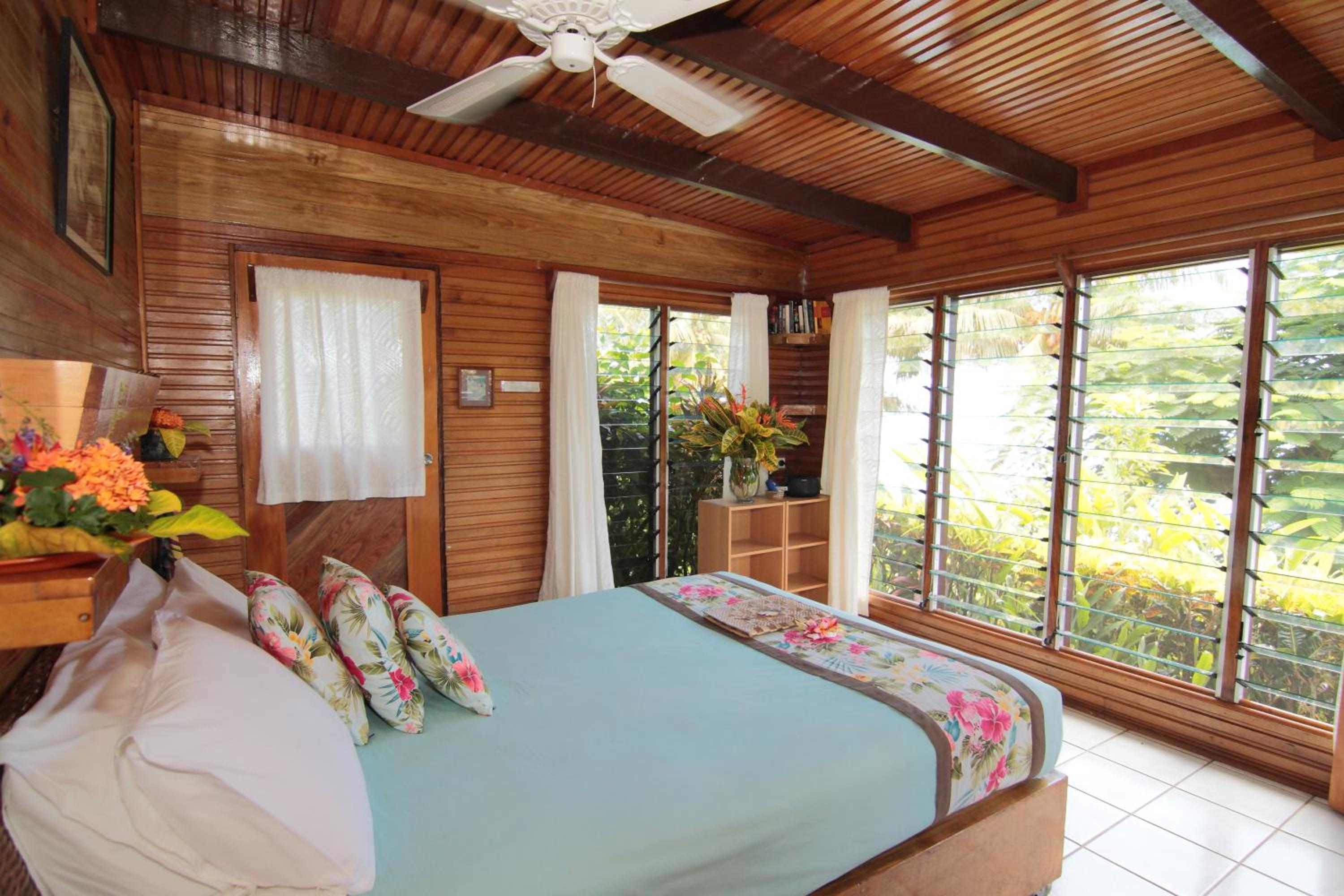 Coconut Grove Beachfront Resort