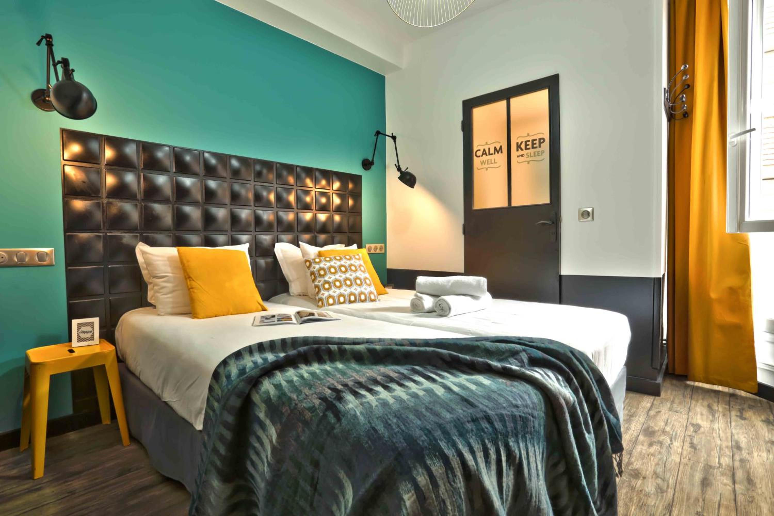 hotel room