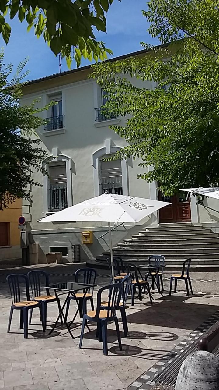 outdoor BBQ area