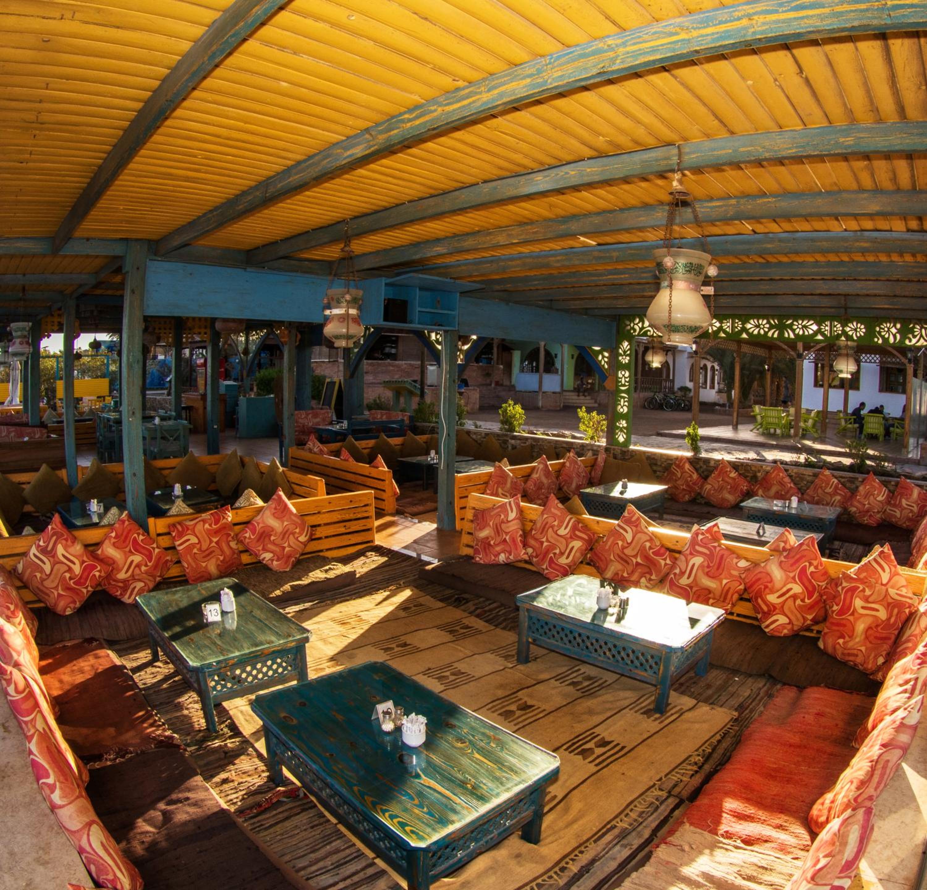 Shams Hotel & Dive Centre