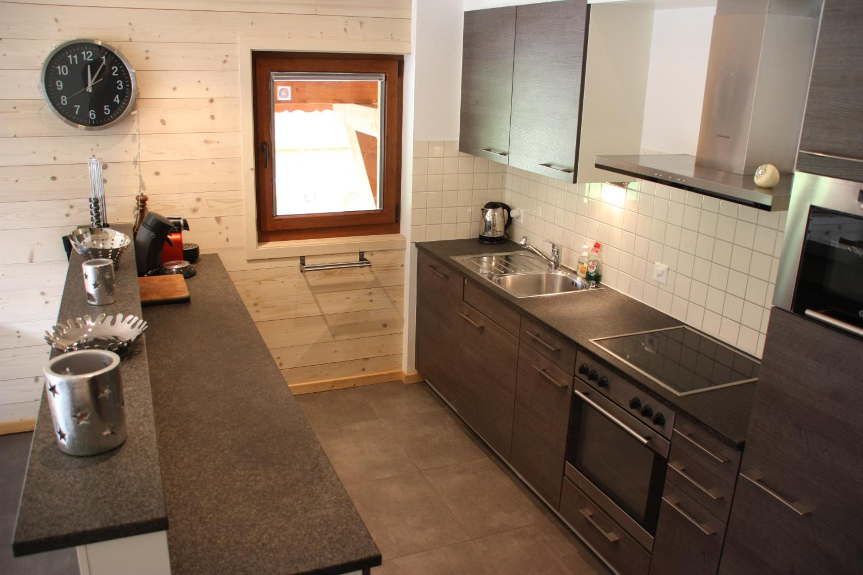 Edelweiss B31 view 2