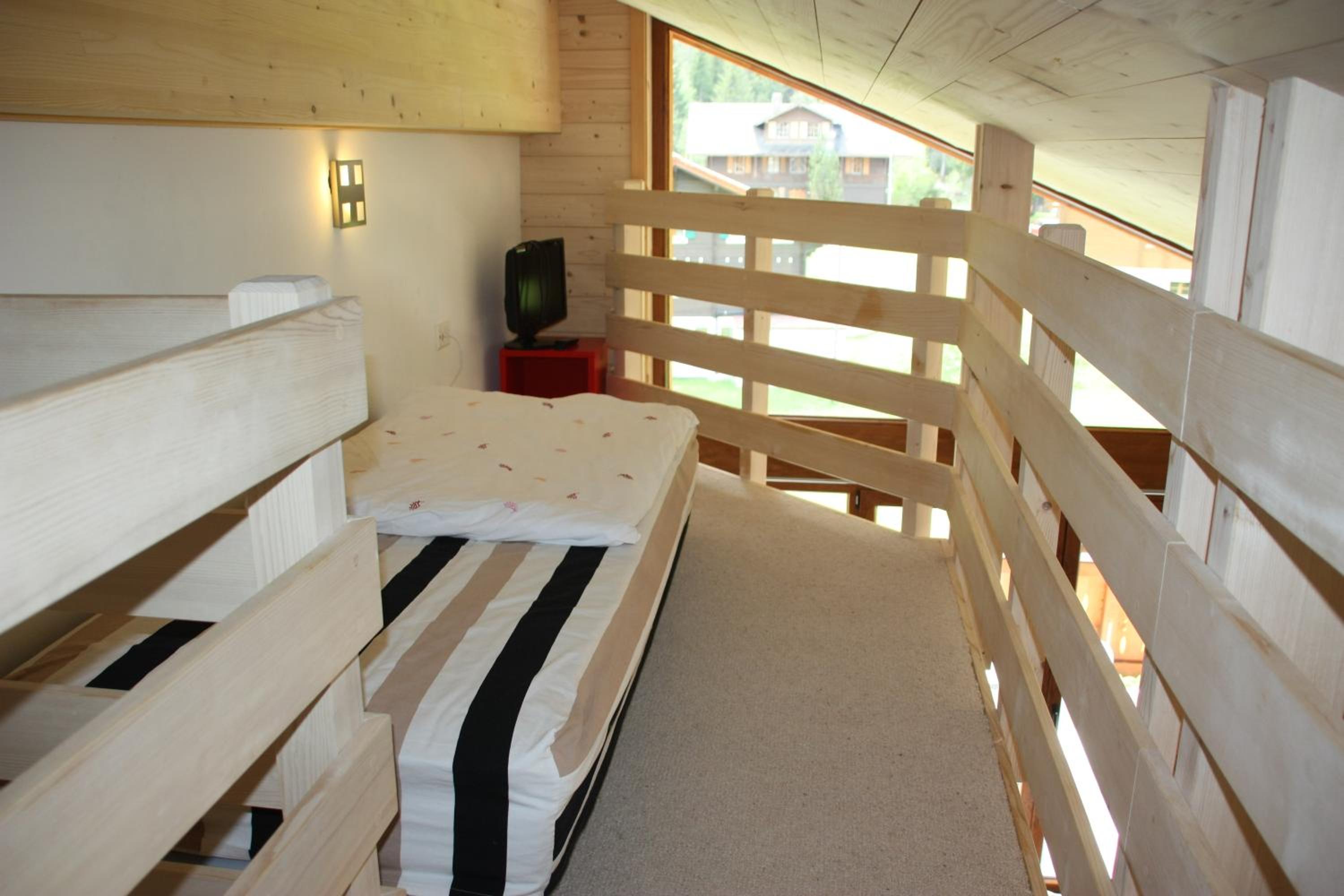 Edelweiss B31 view 3