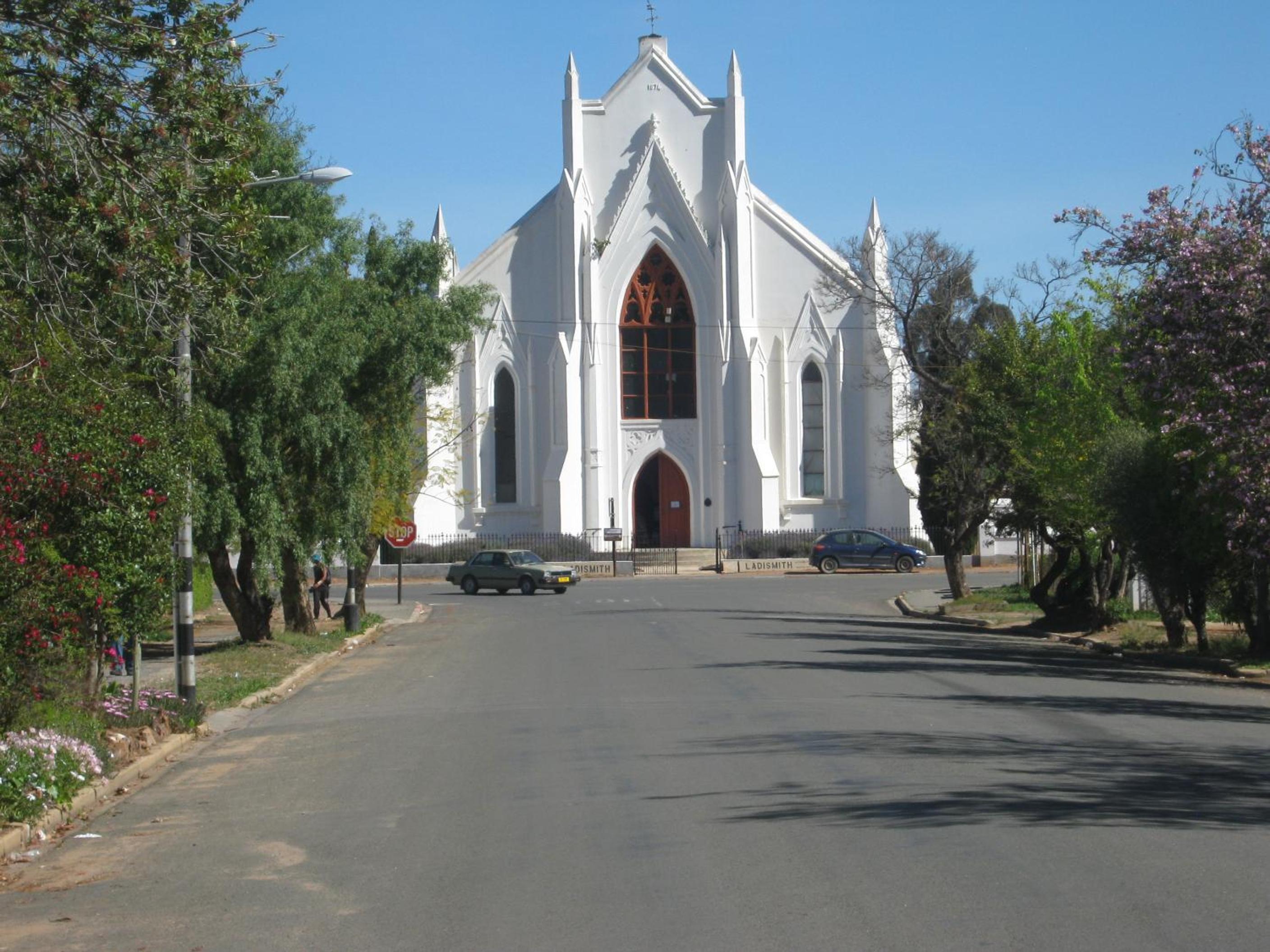 Photo 12