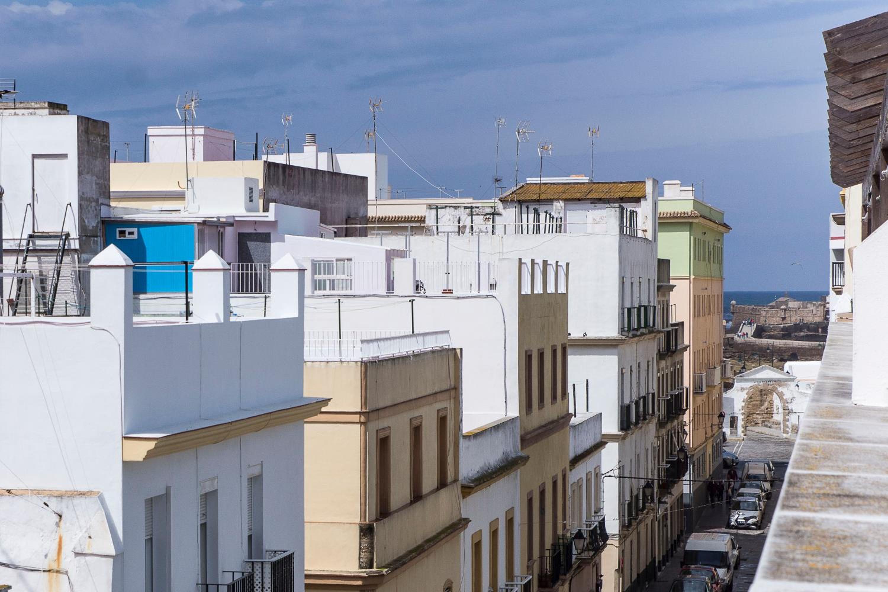 Apartamento PUERTA-CALETA by Cadiz4Rentals