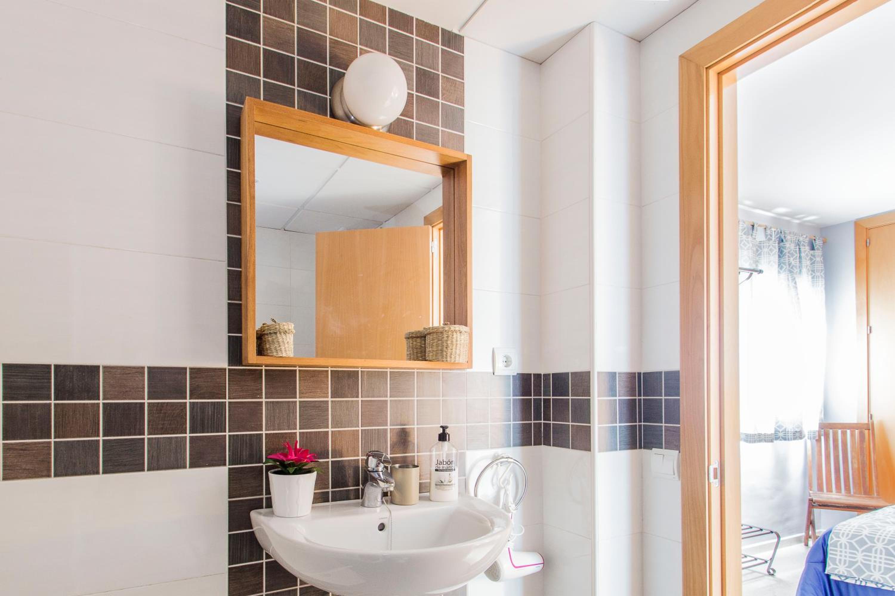 Apartamento PUERTA-CALETA by Cadiz4Rentals