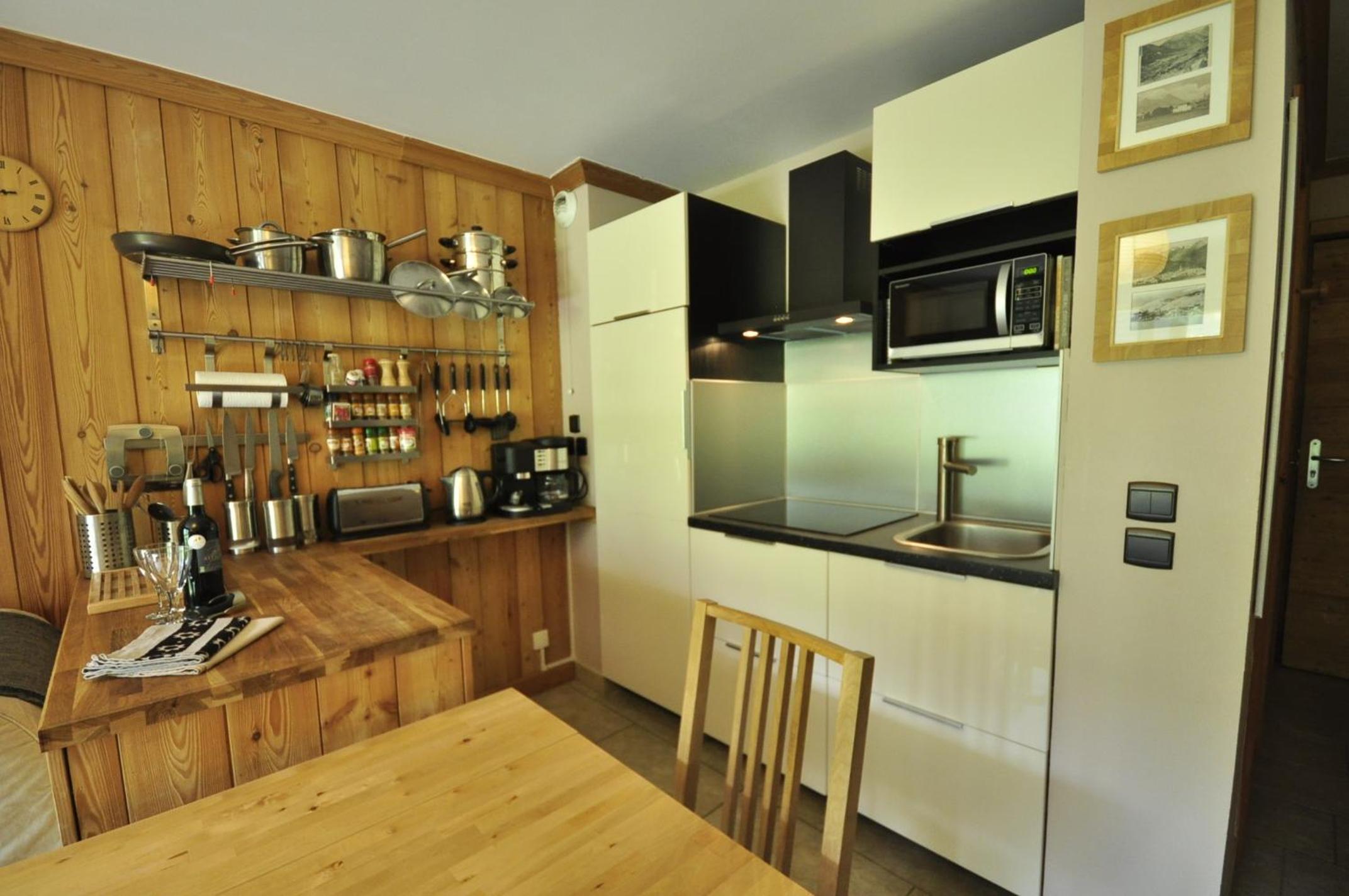 Apartment in Chalet Chamoissiere view 5
