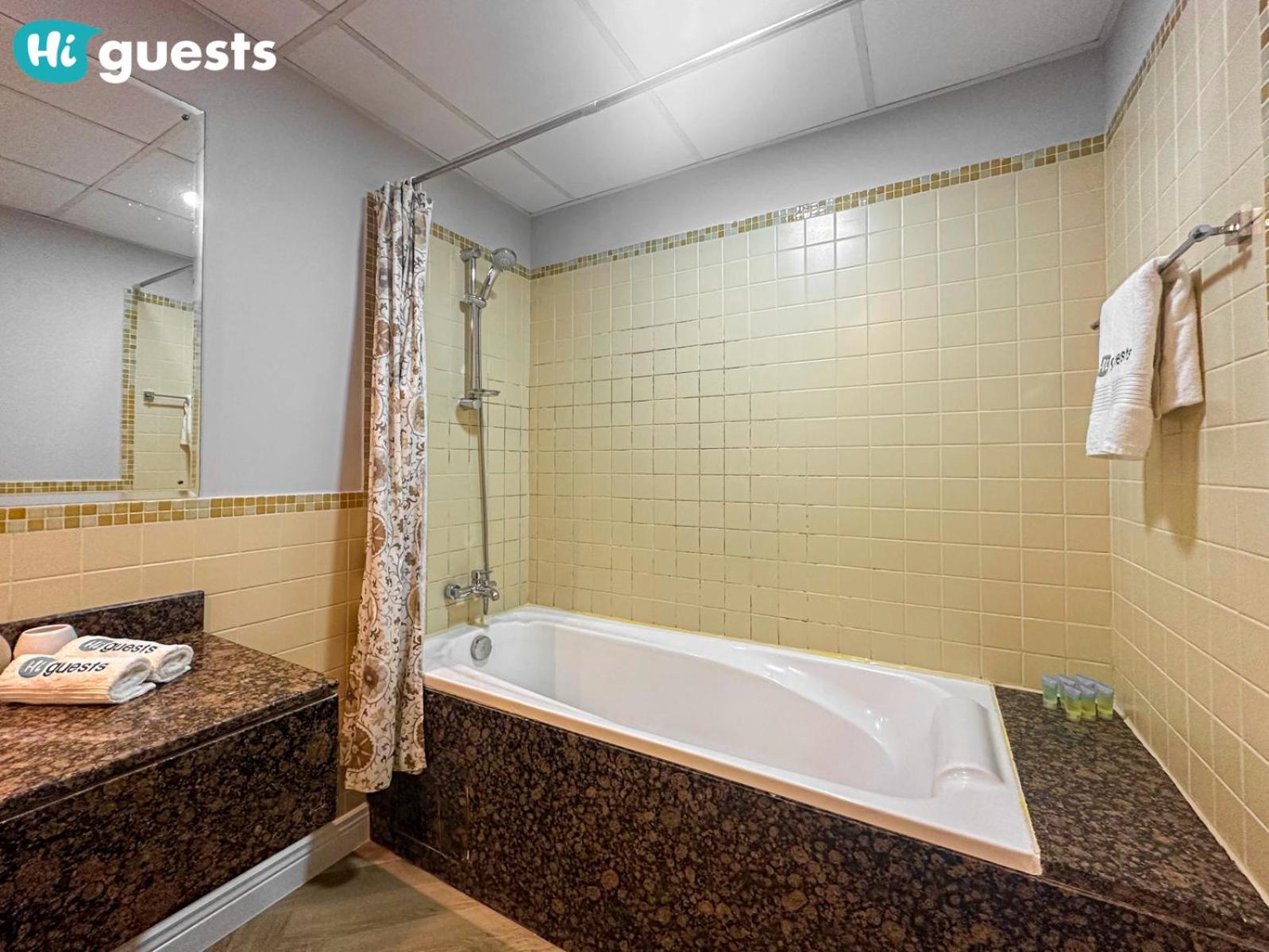 HiGuests - Artistic Waterfront Apt, Perfect for Beach Lovers — Dubai photo 3