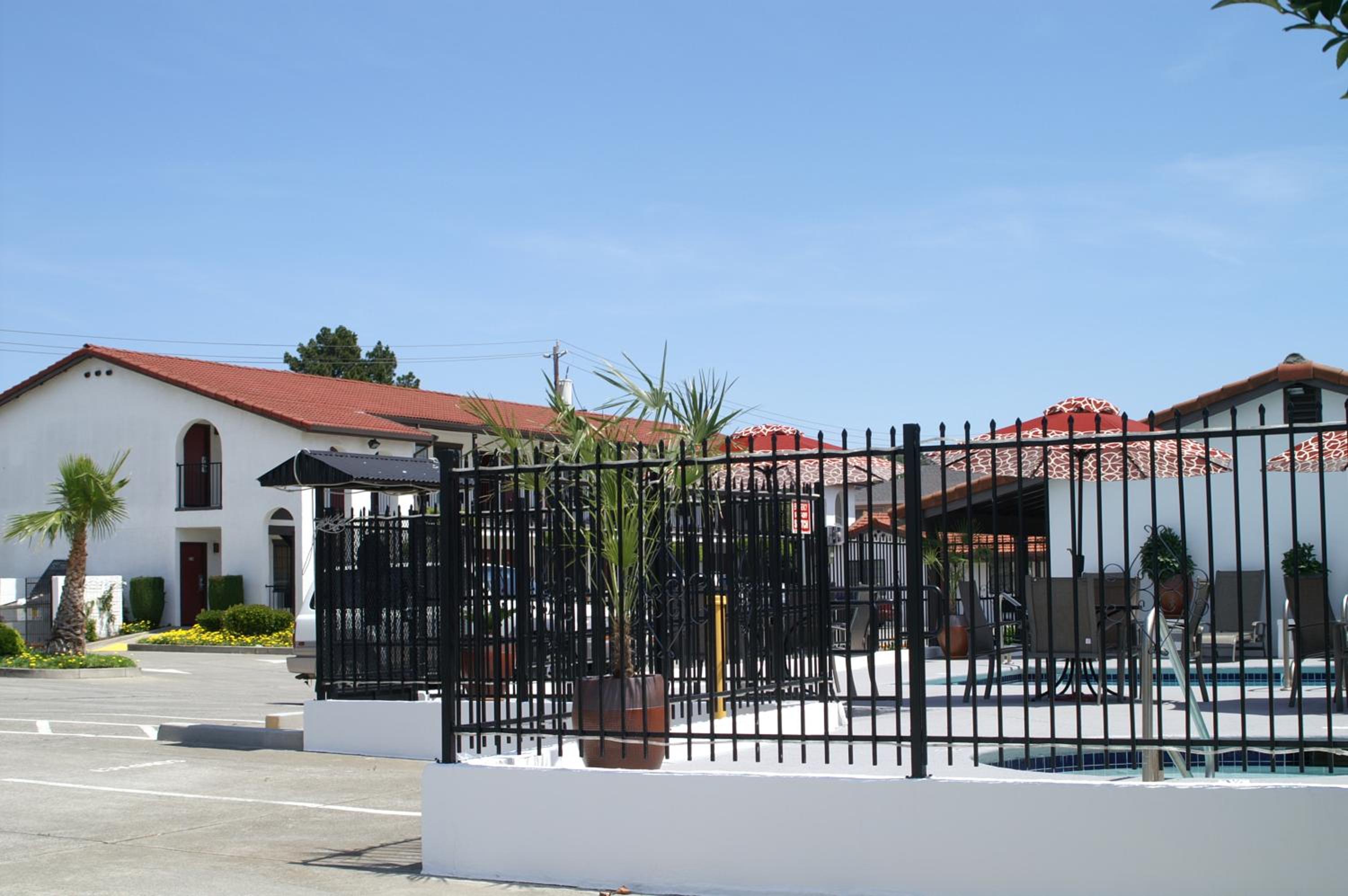 Vallejo Vacations - Regency Inn - Property Image 15