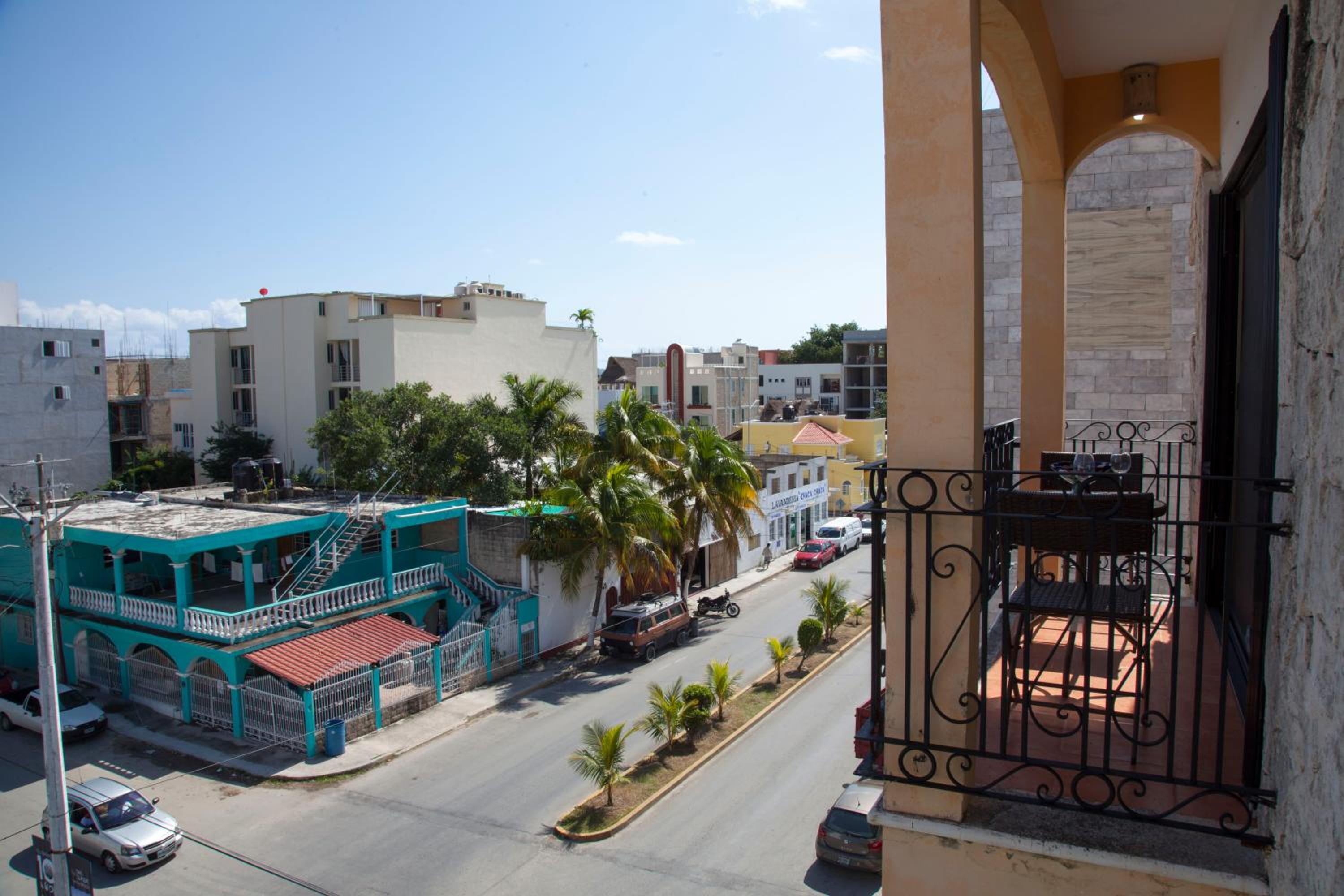 Lilas del Mar Apartments