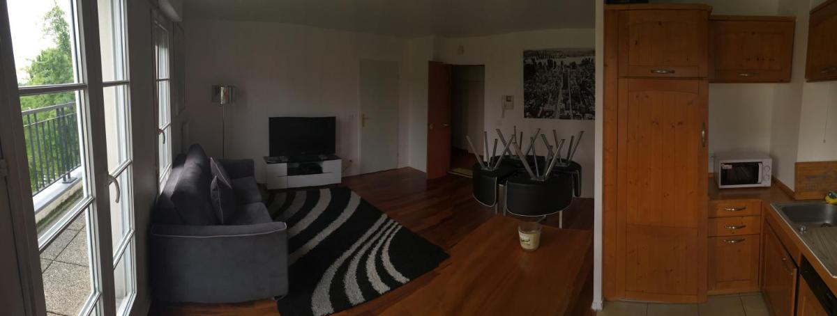 Appartement near Disneyland view 4