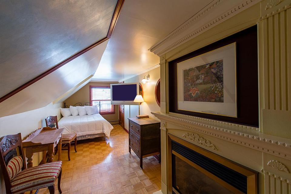 Auberge Mr James view 5