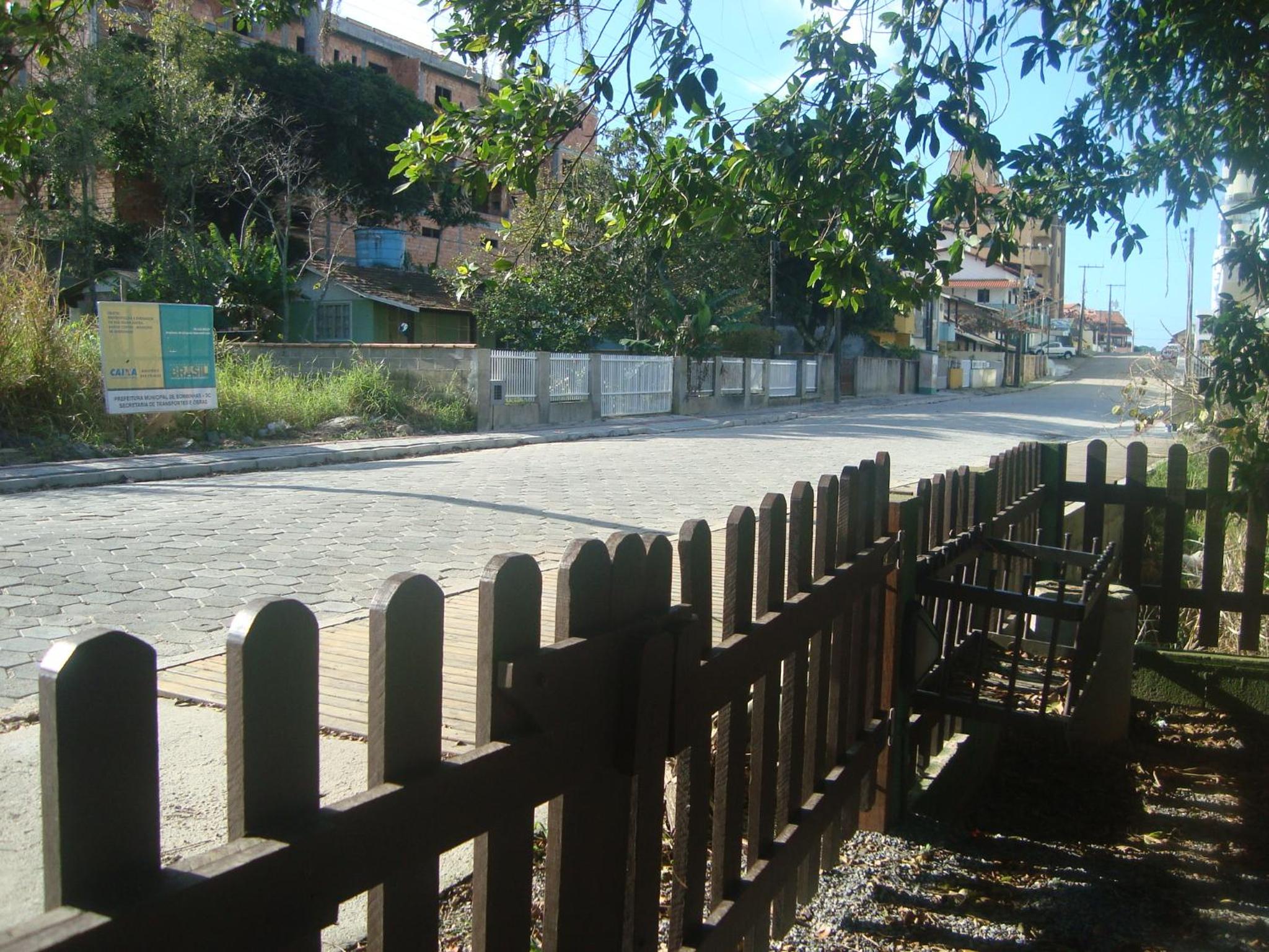 Chalés no centro de Bombinhas