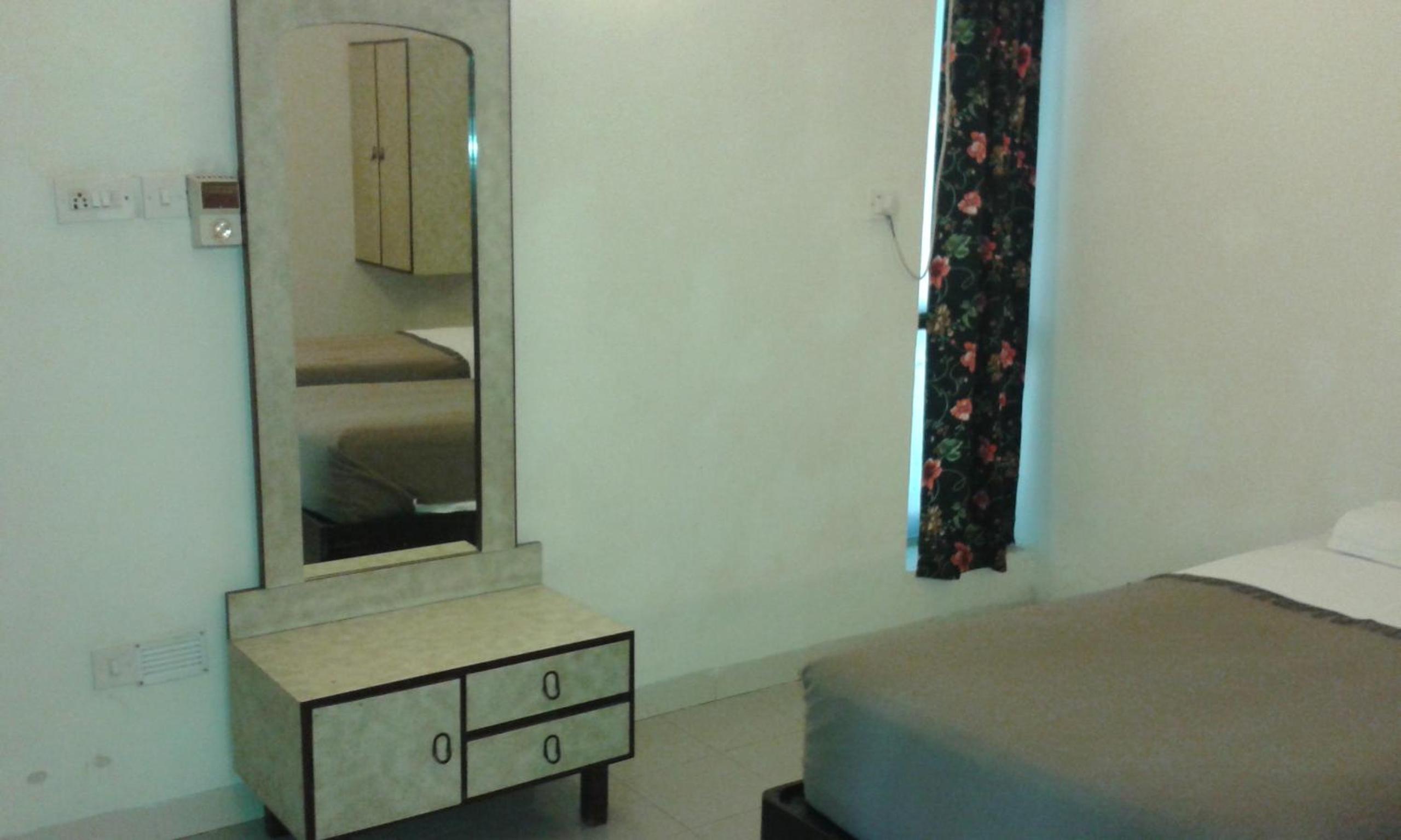 Hotel Kailas