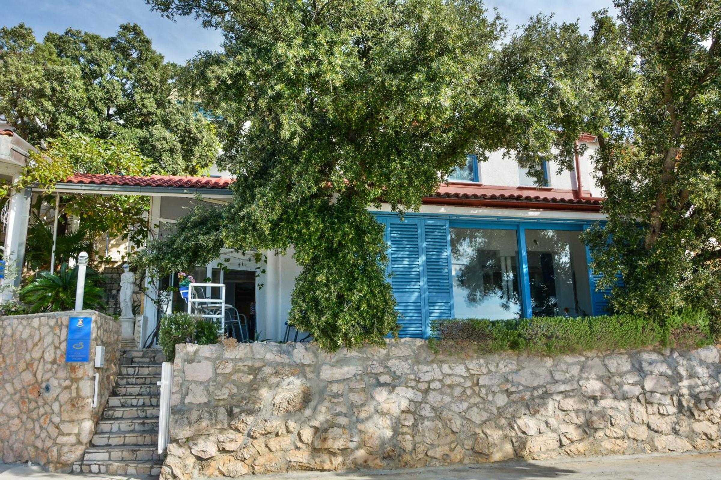 Hotel Apartments Miki - Image 1