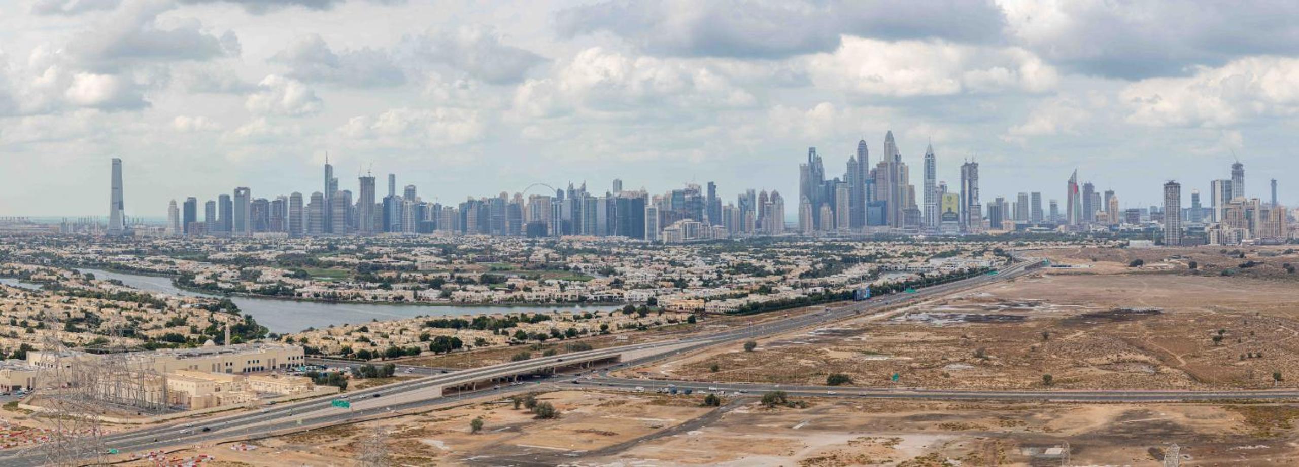 Frank Porter - Bloom Tower A — Dubai photo 2