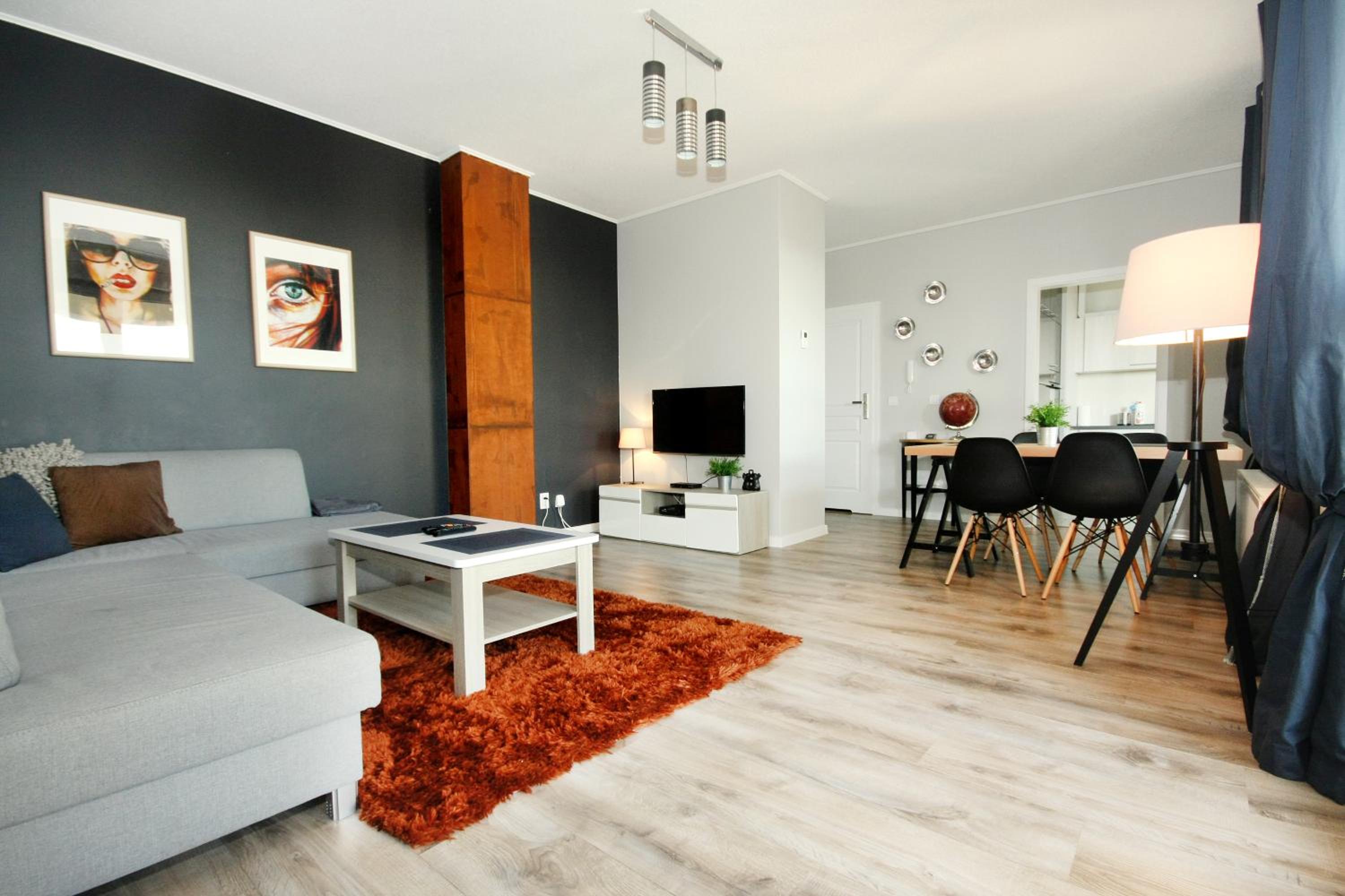 Livin Apartments Santocka