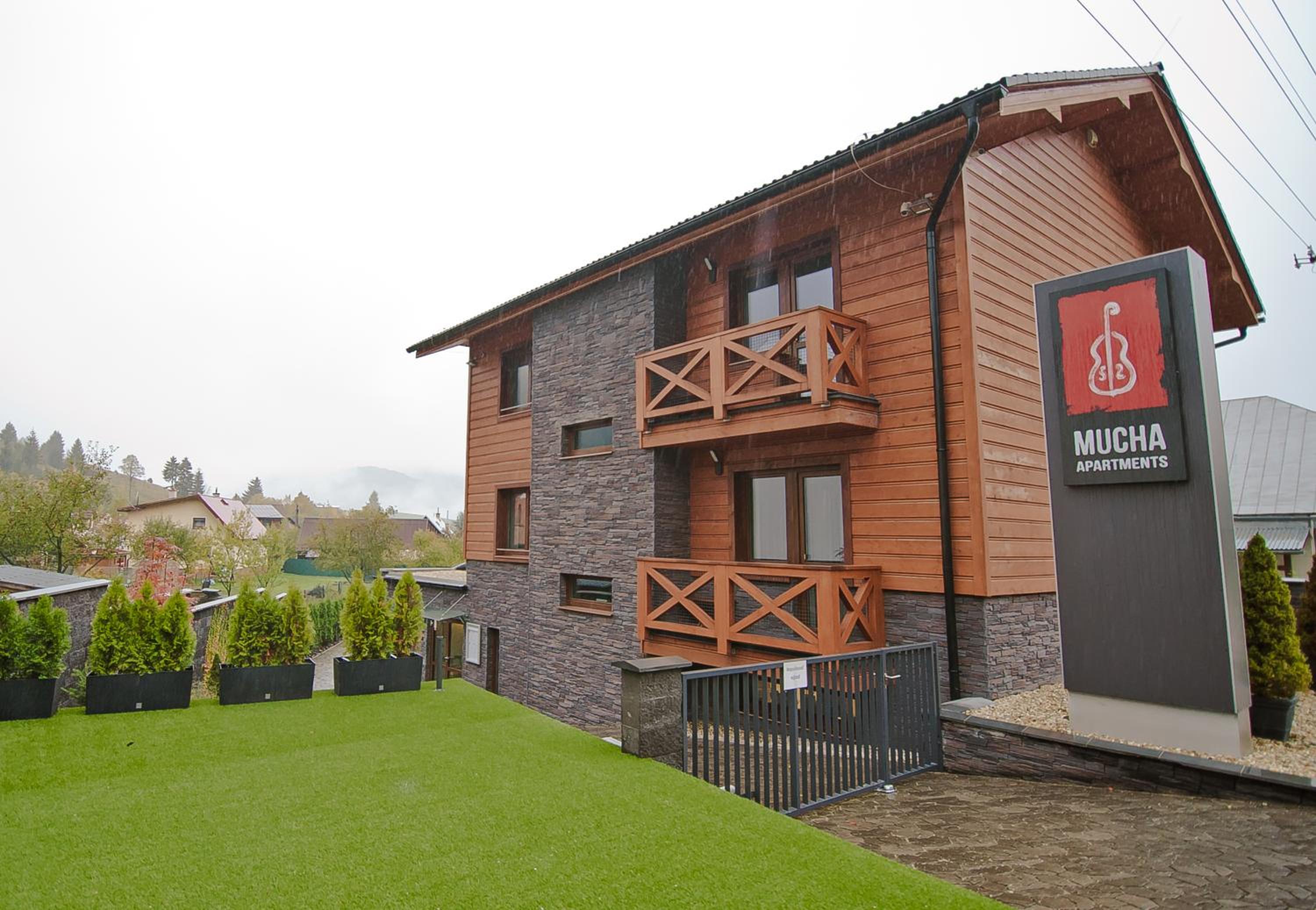 Mucha Apartments