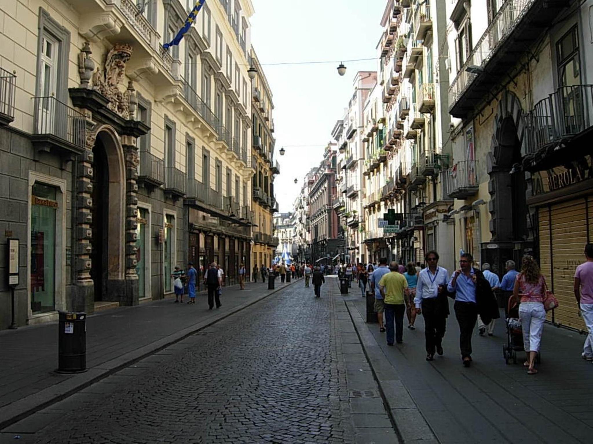 Suites Trinità in Toledo street