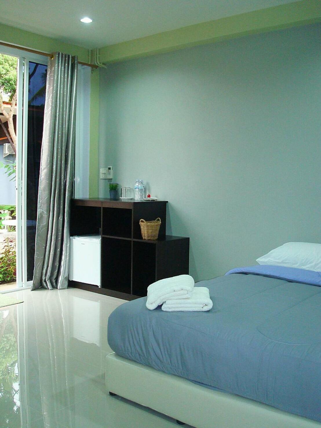Meephawa Resort