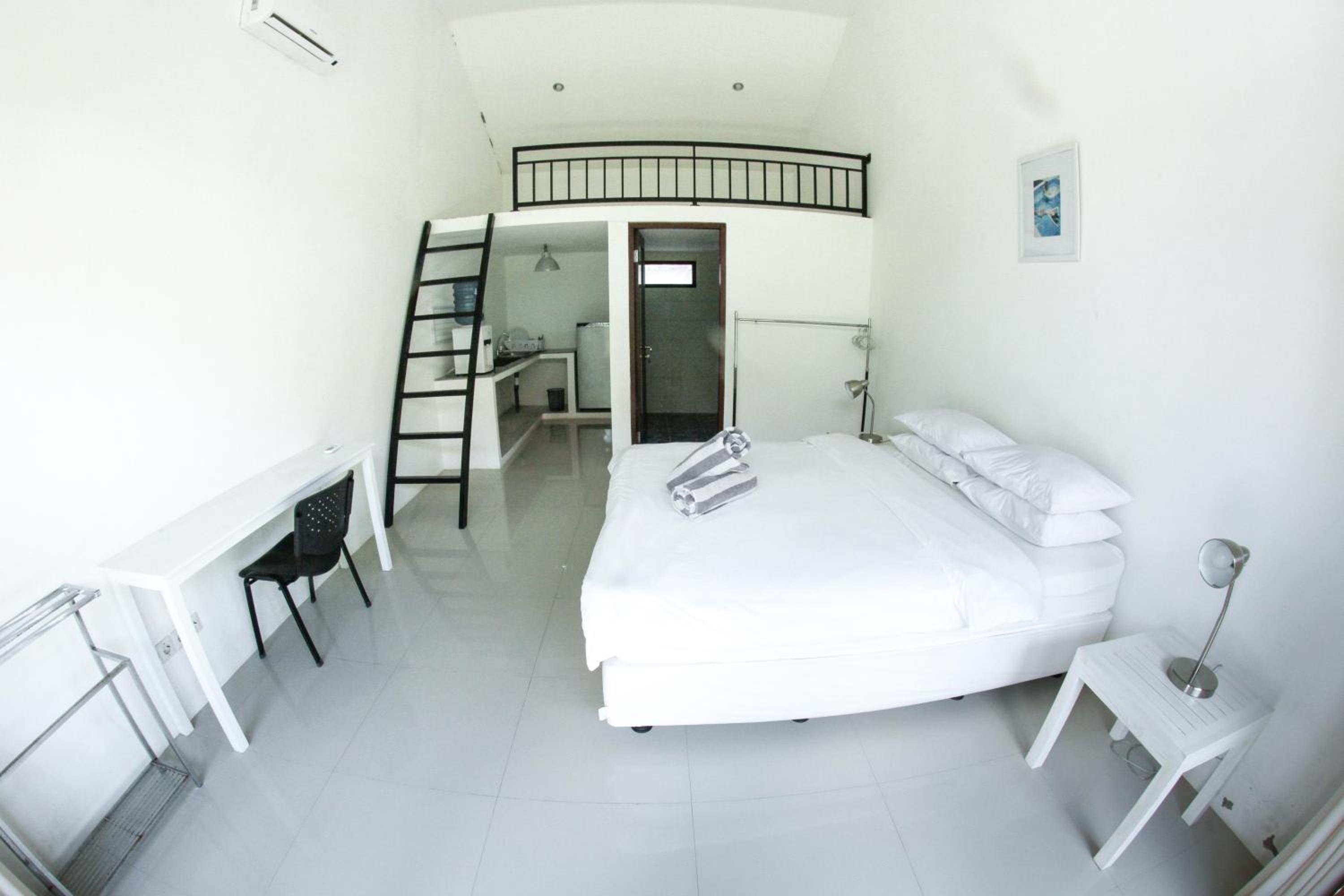 Canggu Beach Inn