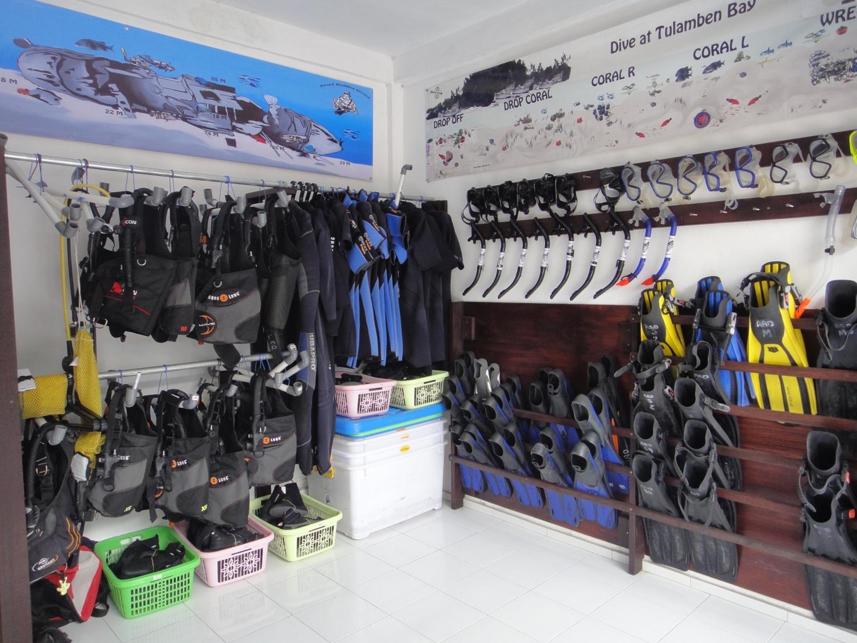 Alami Resort, Restaurant and Dive Center