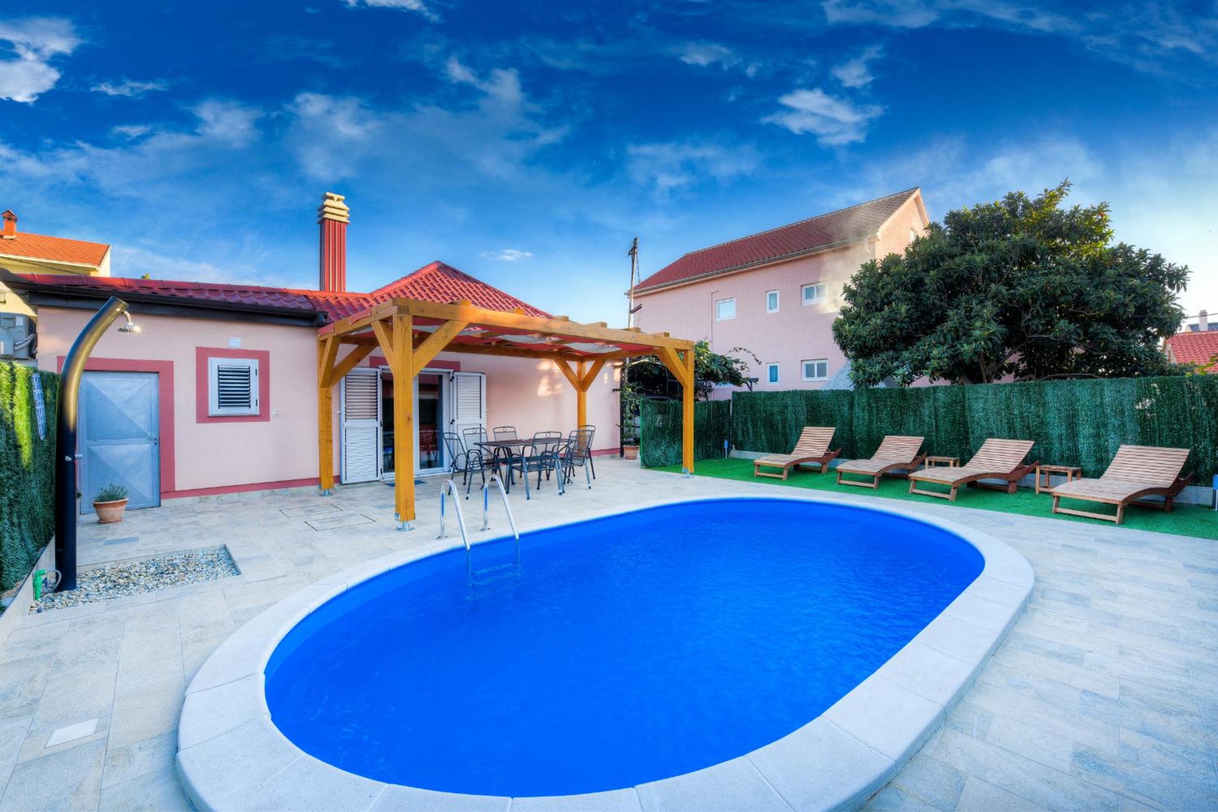 Villa Orange Peaceful Holiday Retreat view 5
