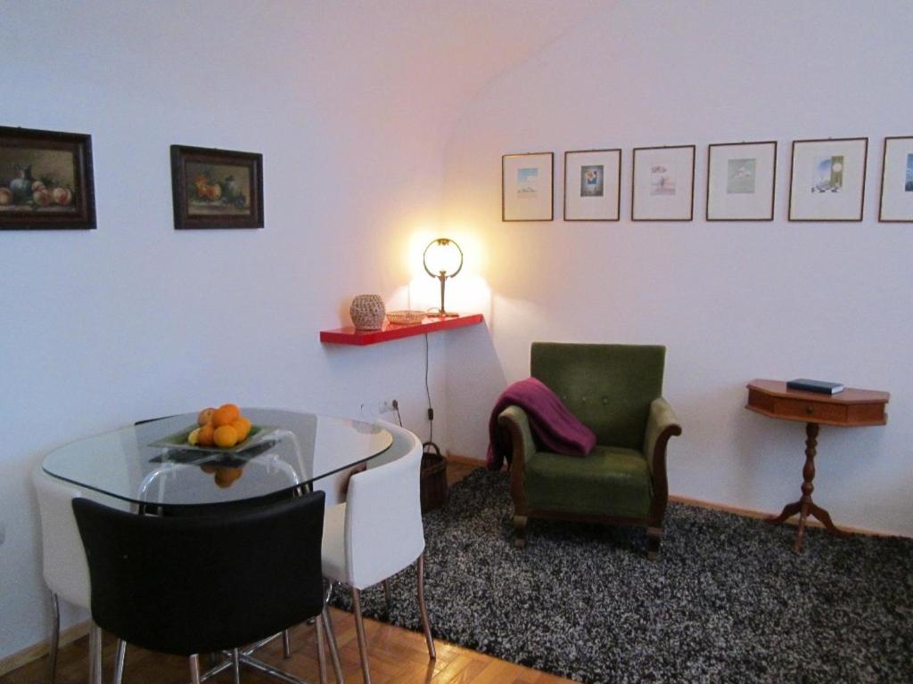 Toldi Apartman view 3