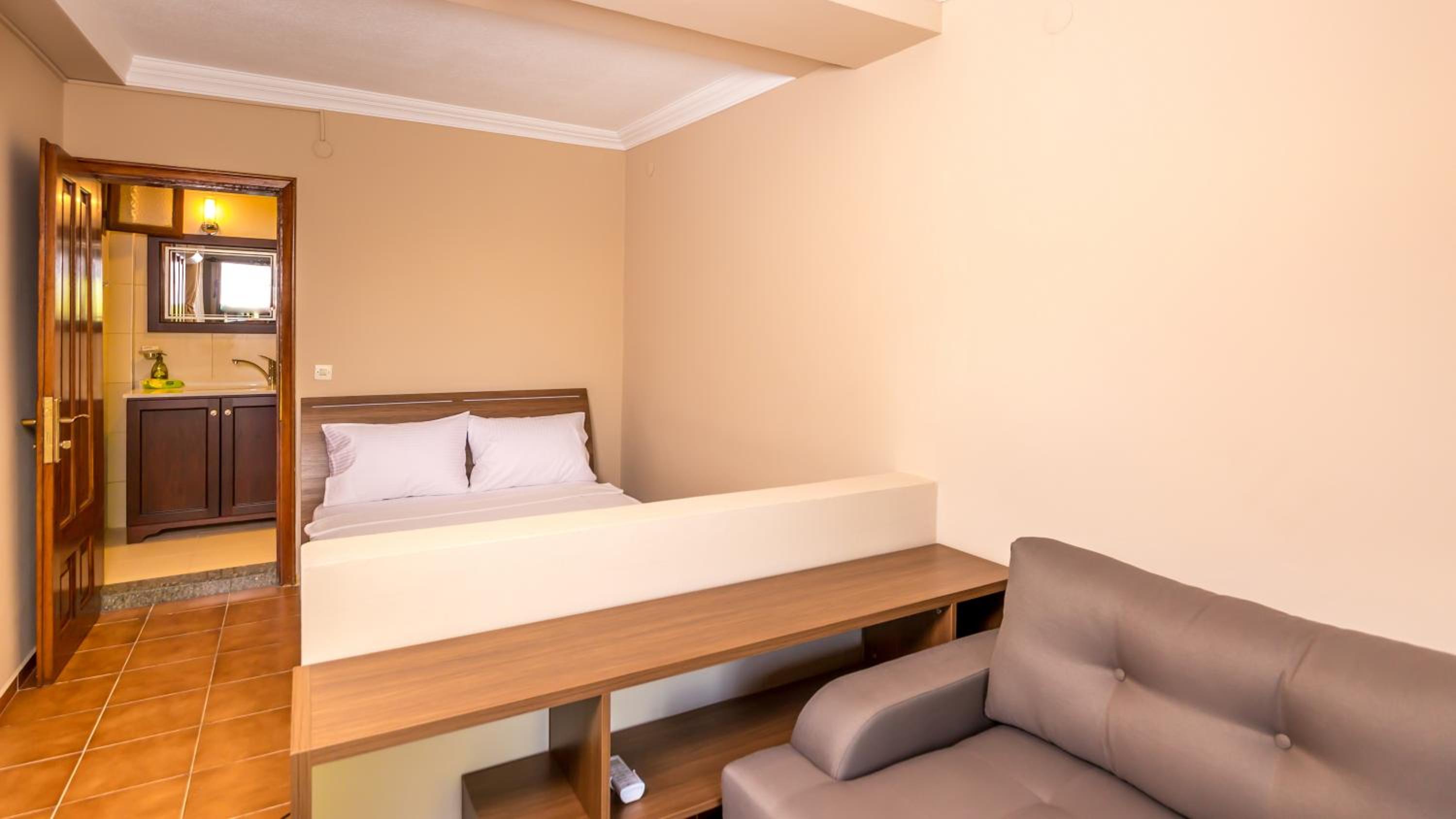 Photo 200