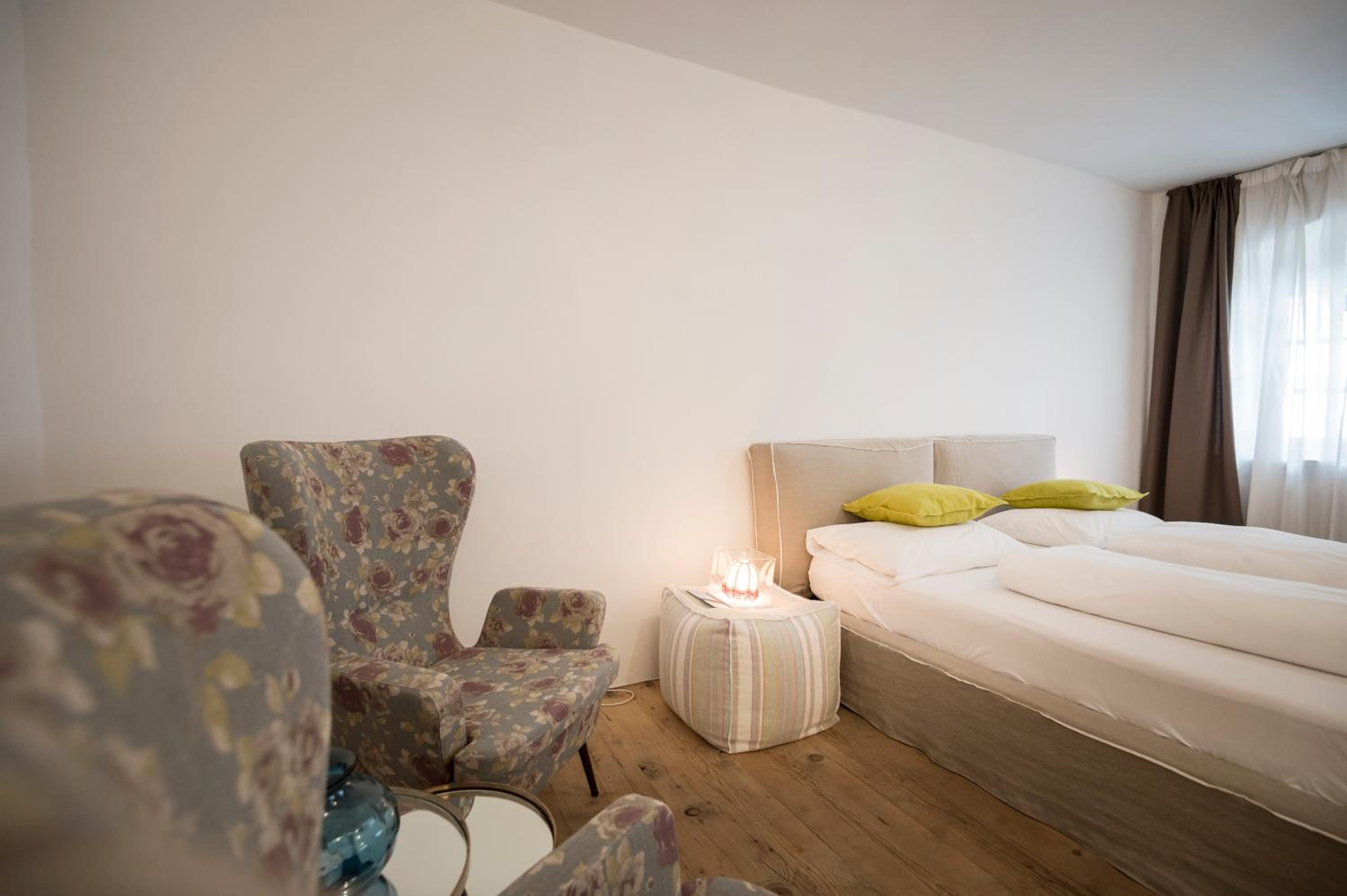 Gius La Diffusa en Caldaro — hotel room