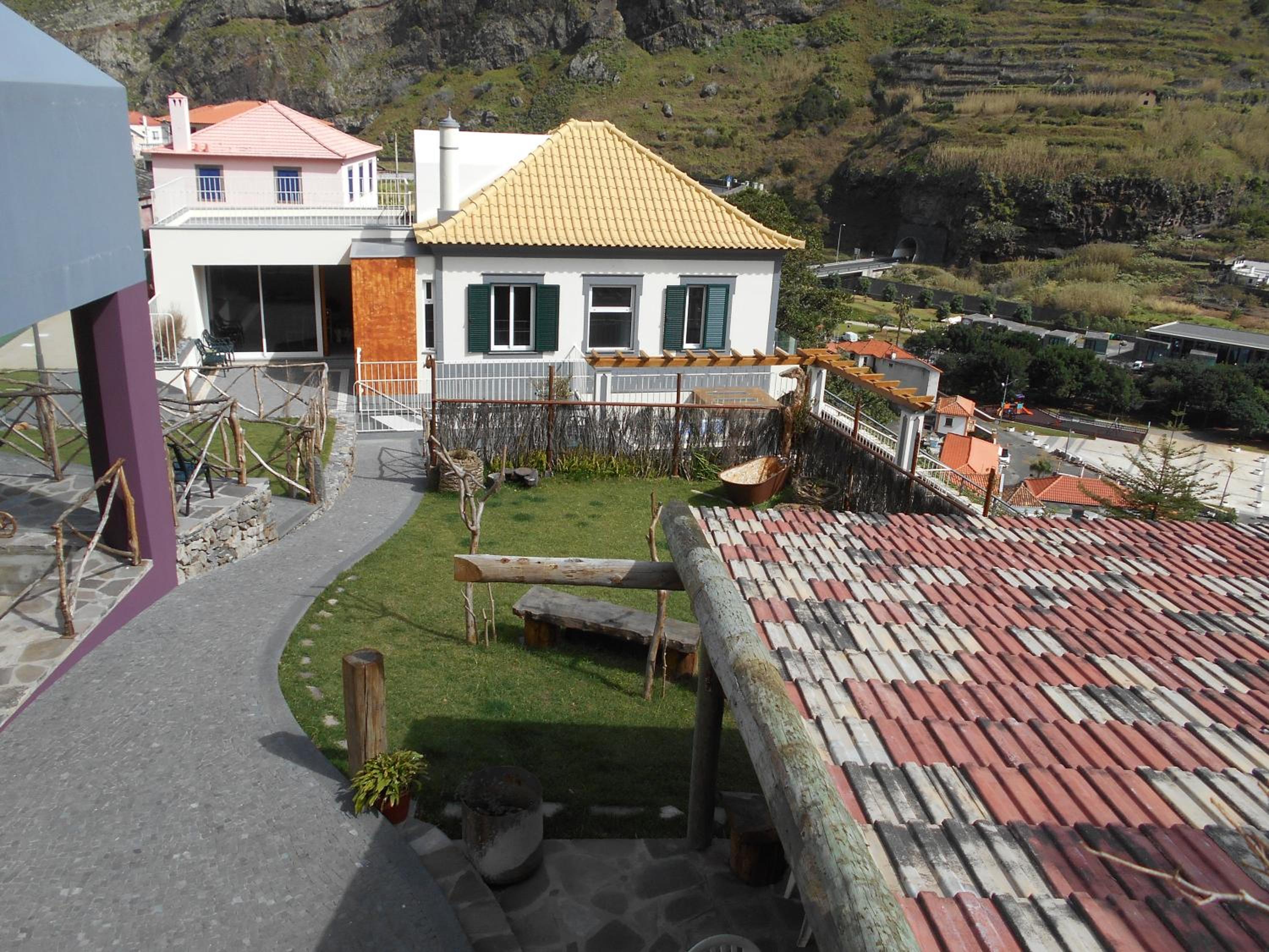 A Casa Estrelícia-Dourada Garcês view 5