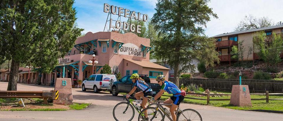 Buffalo Lodge Bicycle Resort - Amazing access to local trails & the Garden
